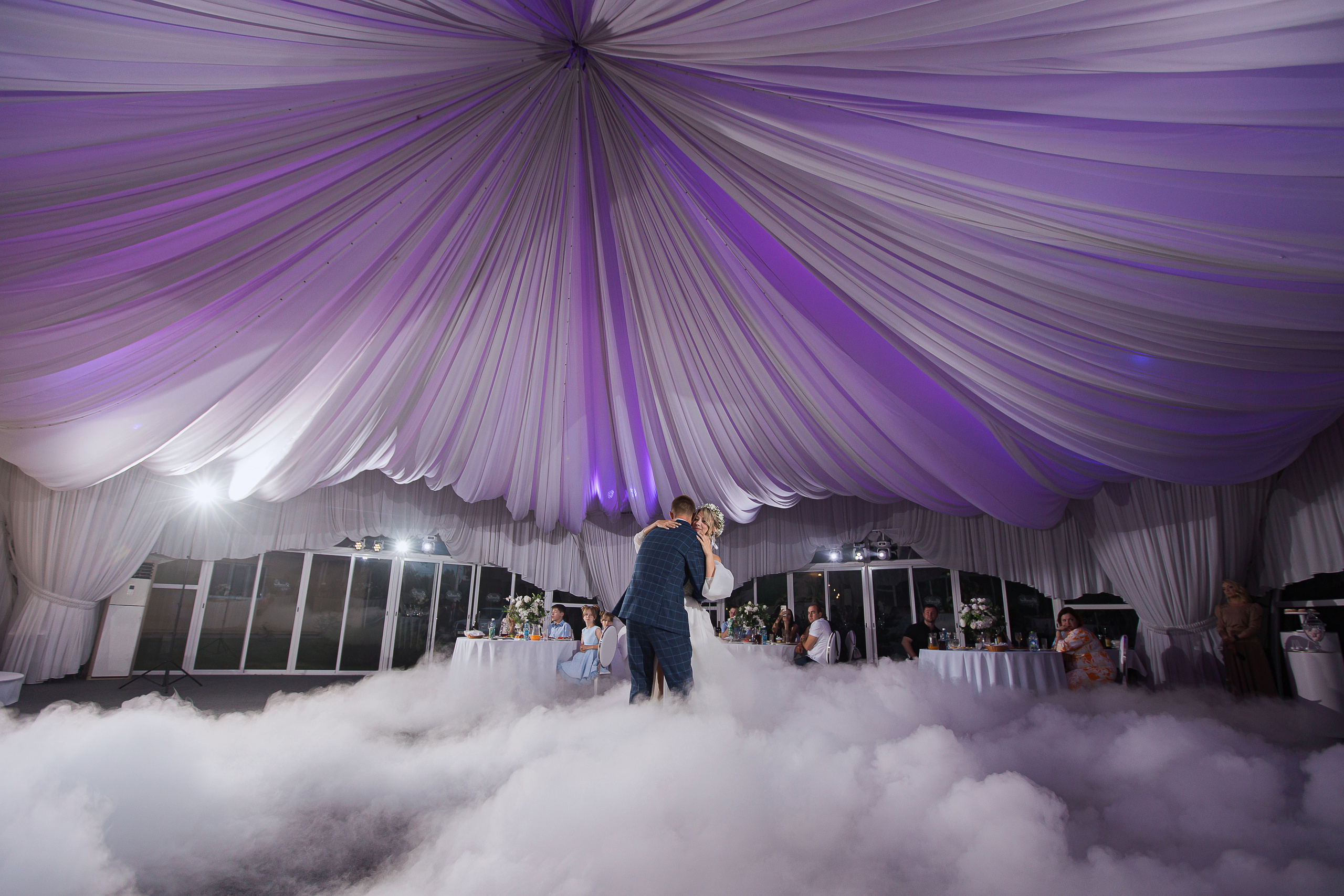 Елизавета и Антон. Свадебный фотограф в Омске Яна Савина