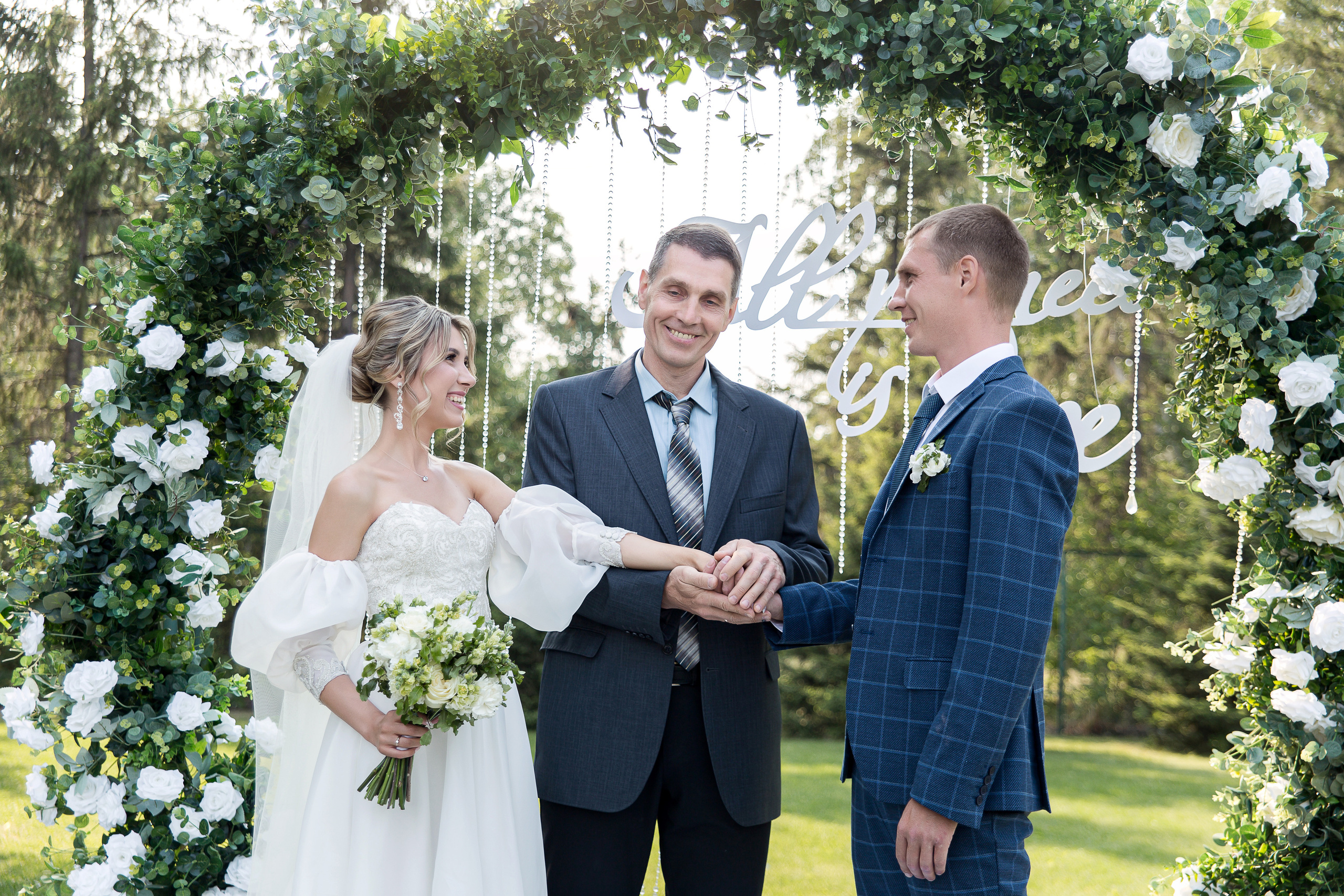 Елизавета и Антон. Свадебный фотограф в Омске Яна Савина