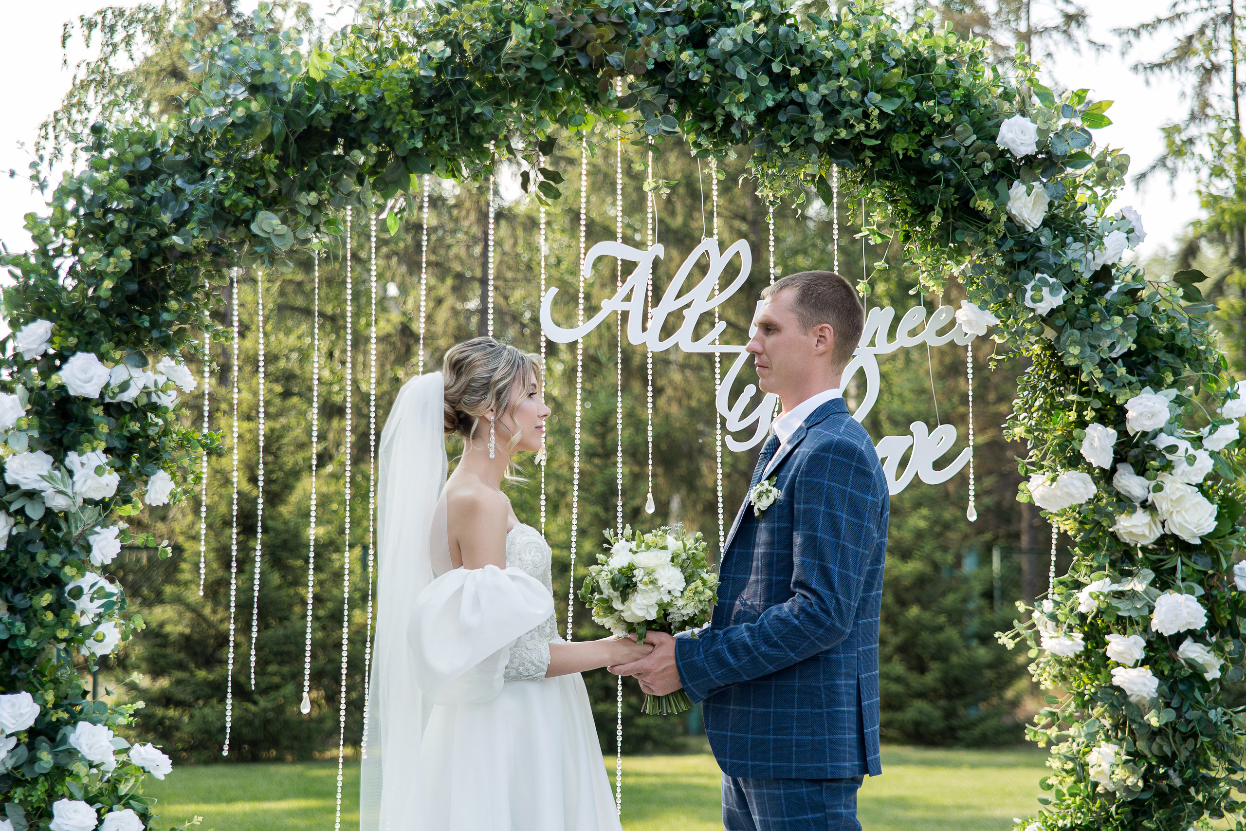 Елизавета и Антон. Свадебный фотограф в Омске Яна Савина