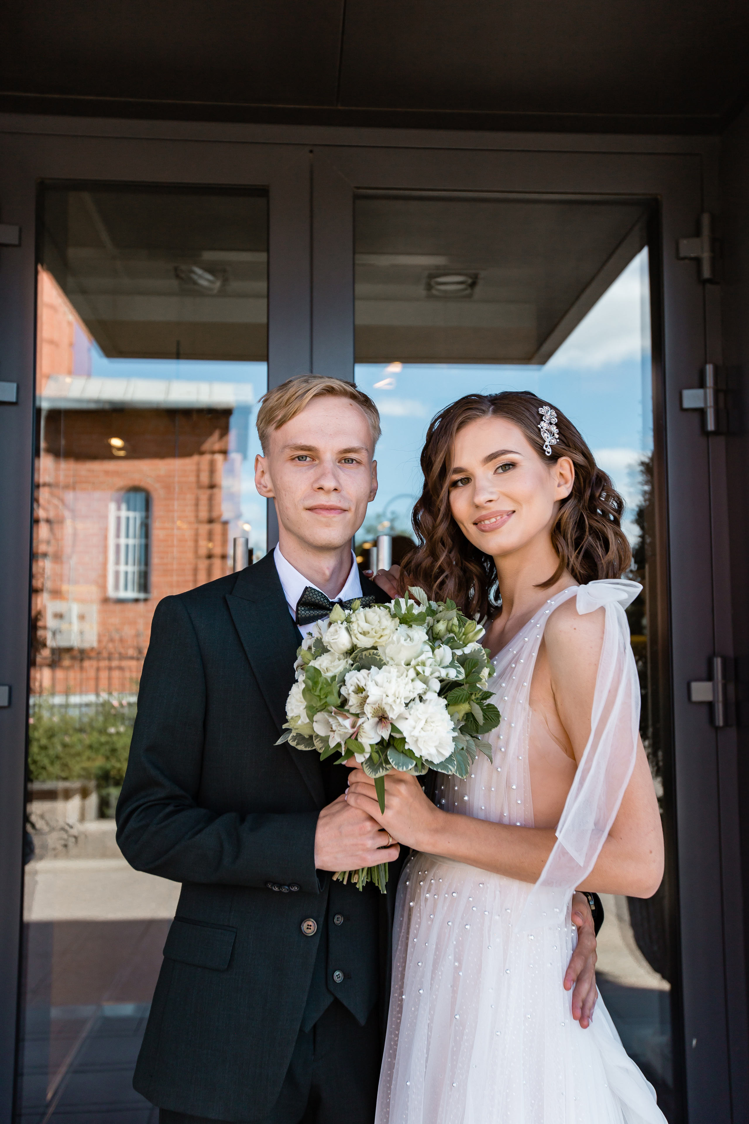 Ольга и Никита. Свадебный фотограф в Омске Яна Савина