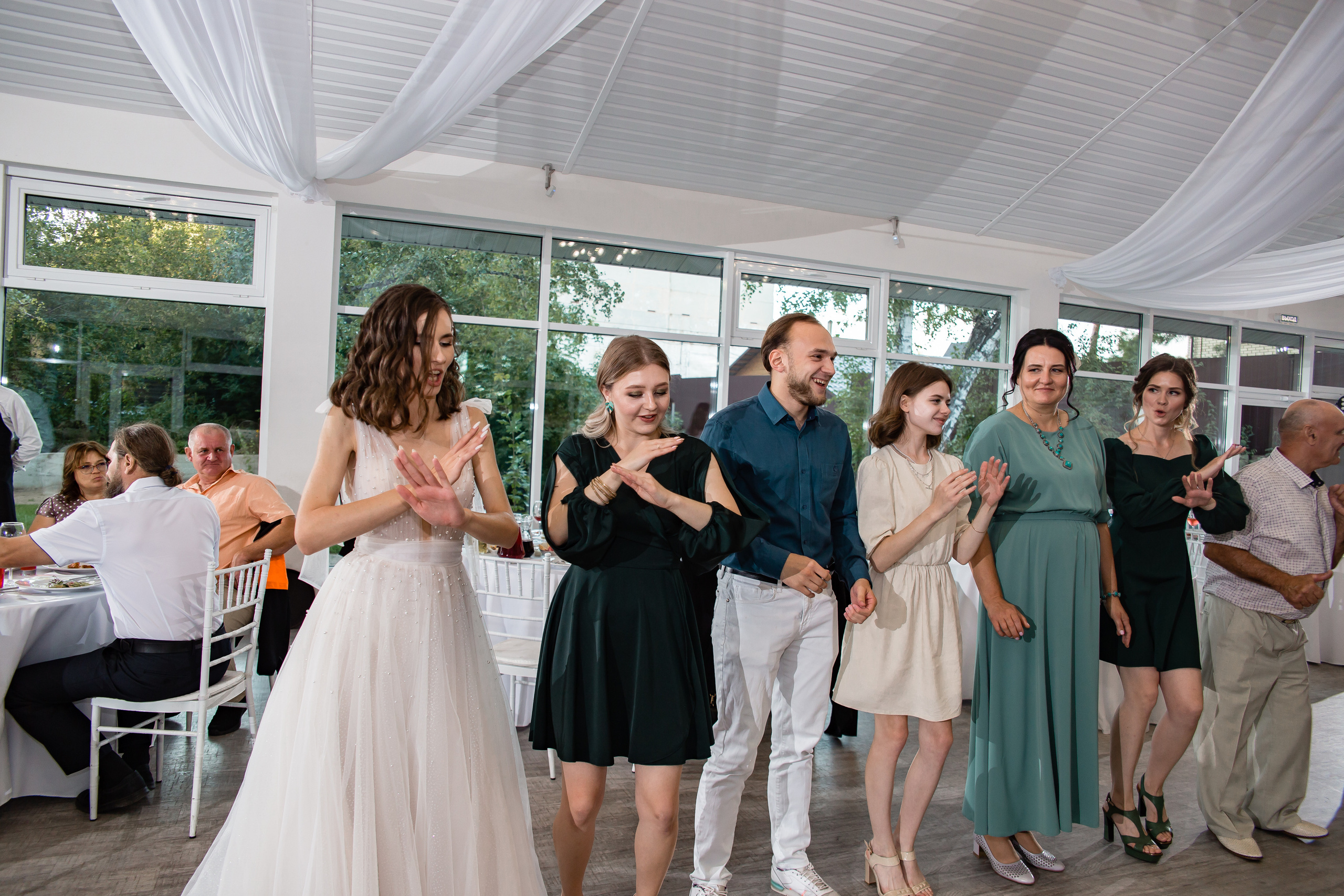 Ольга и Никита. Свадебный фотограф в Омске Яна Савина