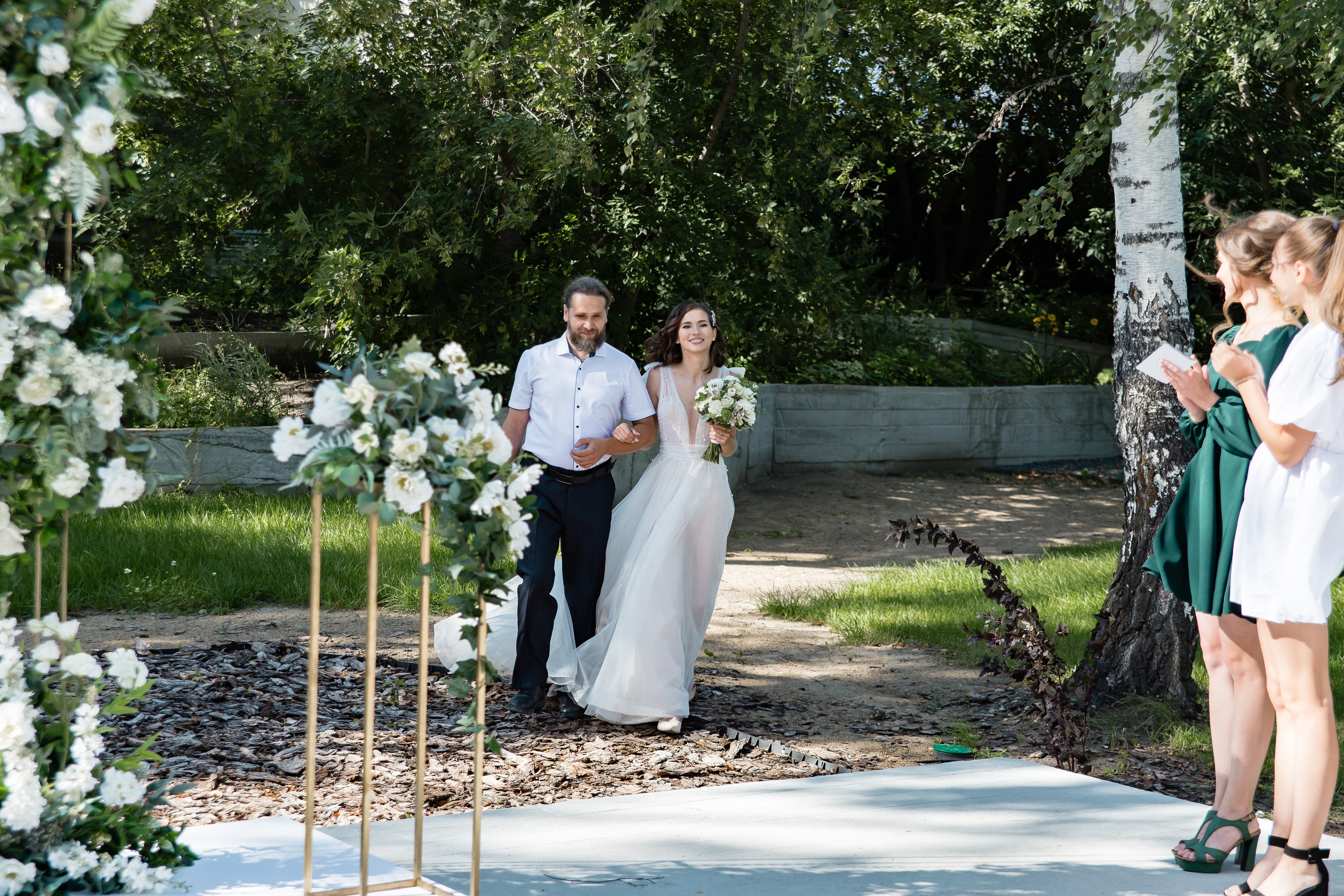Ольга и Никита. Свадебный фотограф в Омске Яна Савина