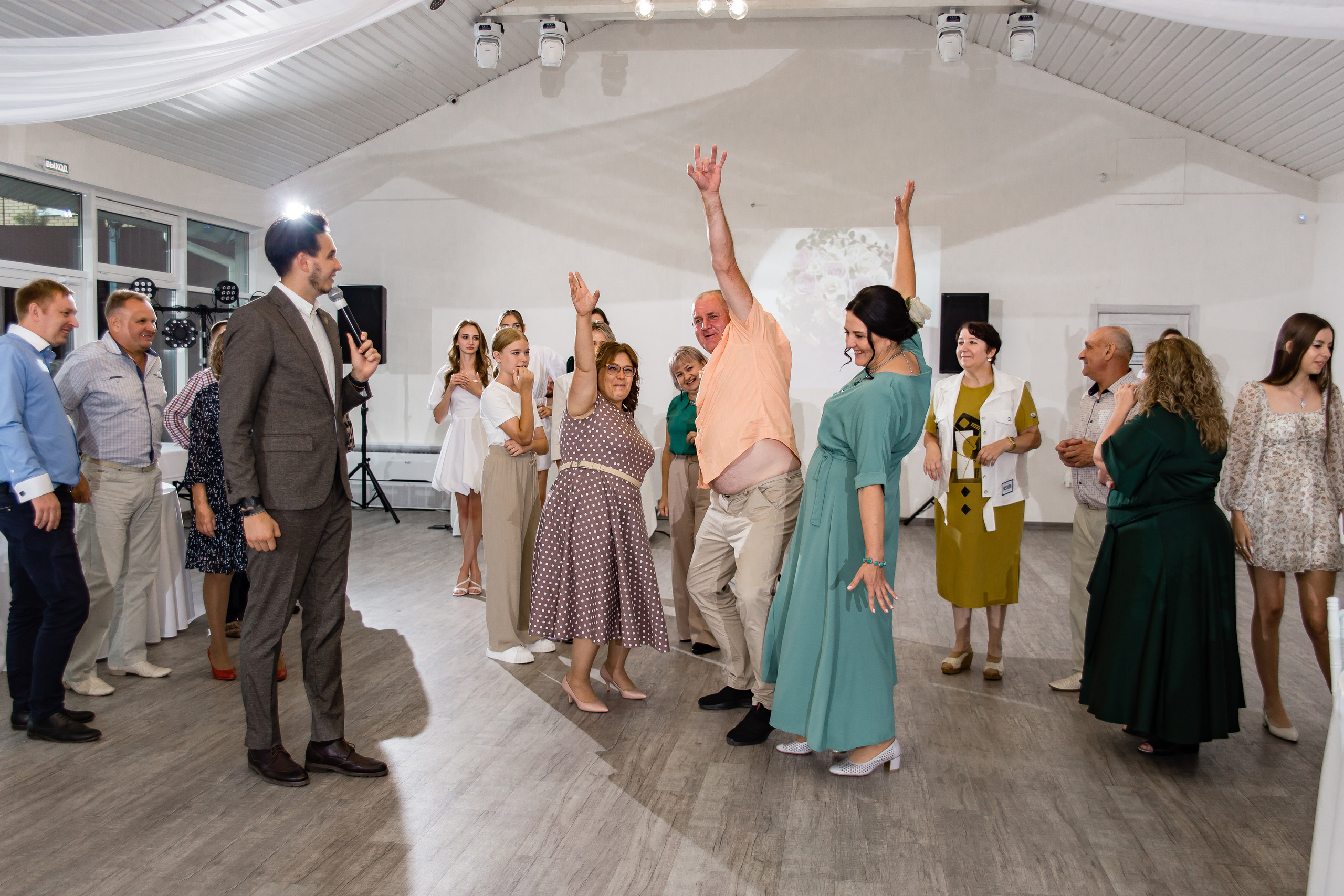 Ольга и Никита. Свадебный фотограф в Омске Яна Савина