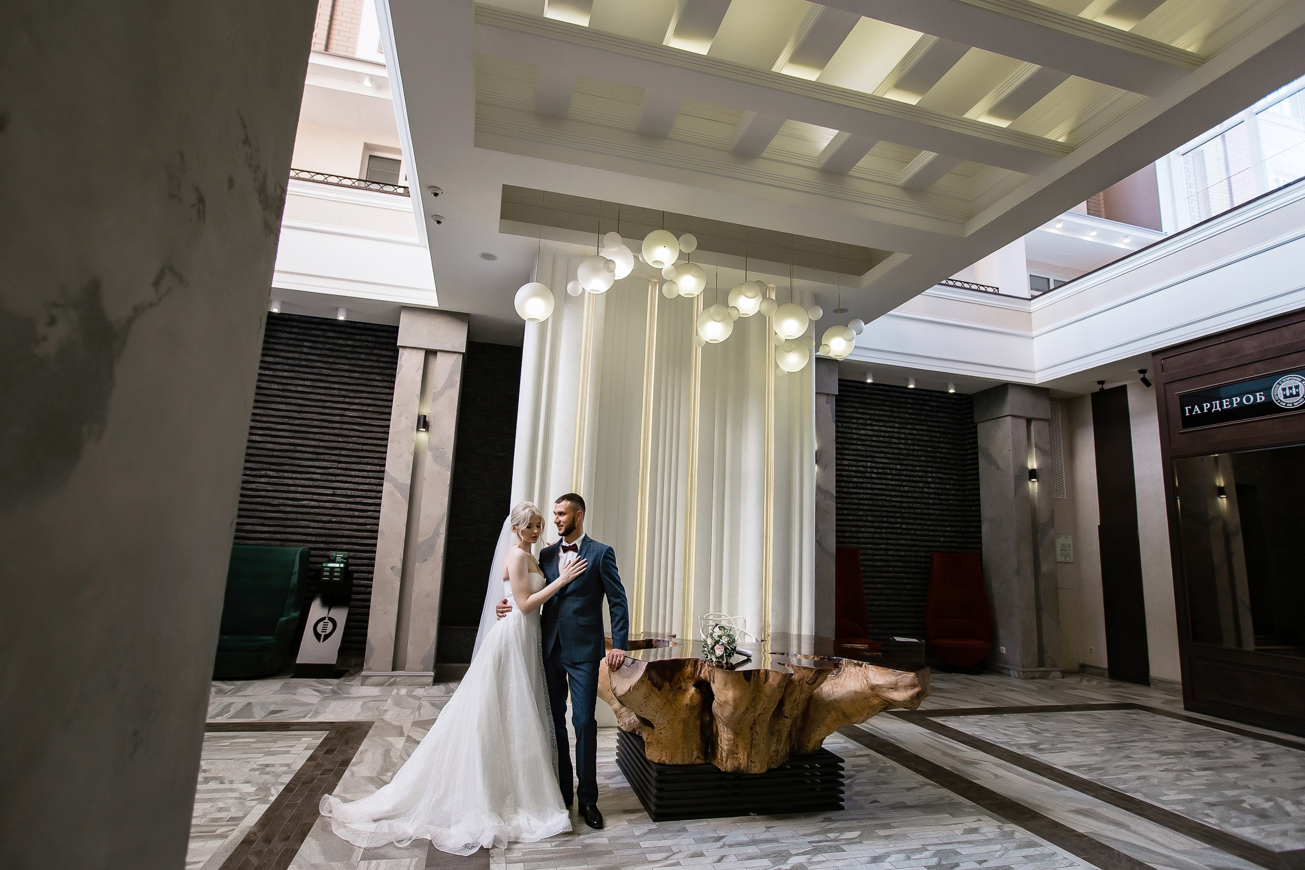 Ксения и Алексей. Свадебный фотограф в Омске Яна Савина