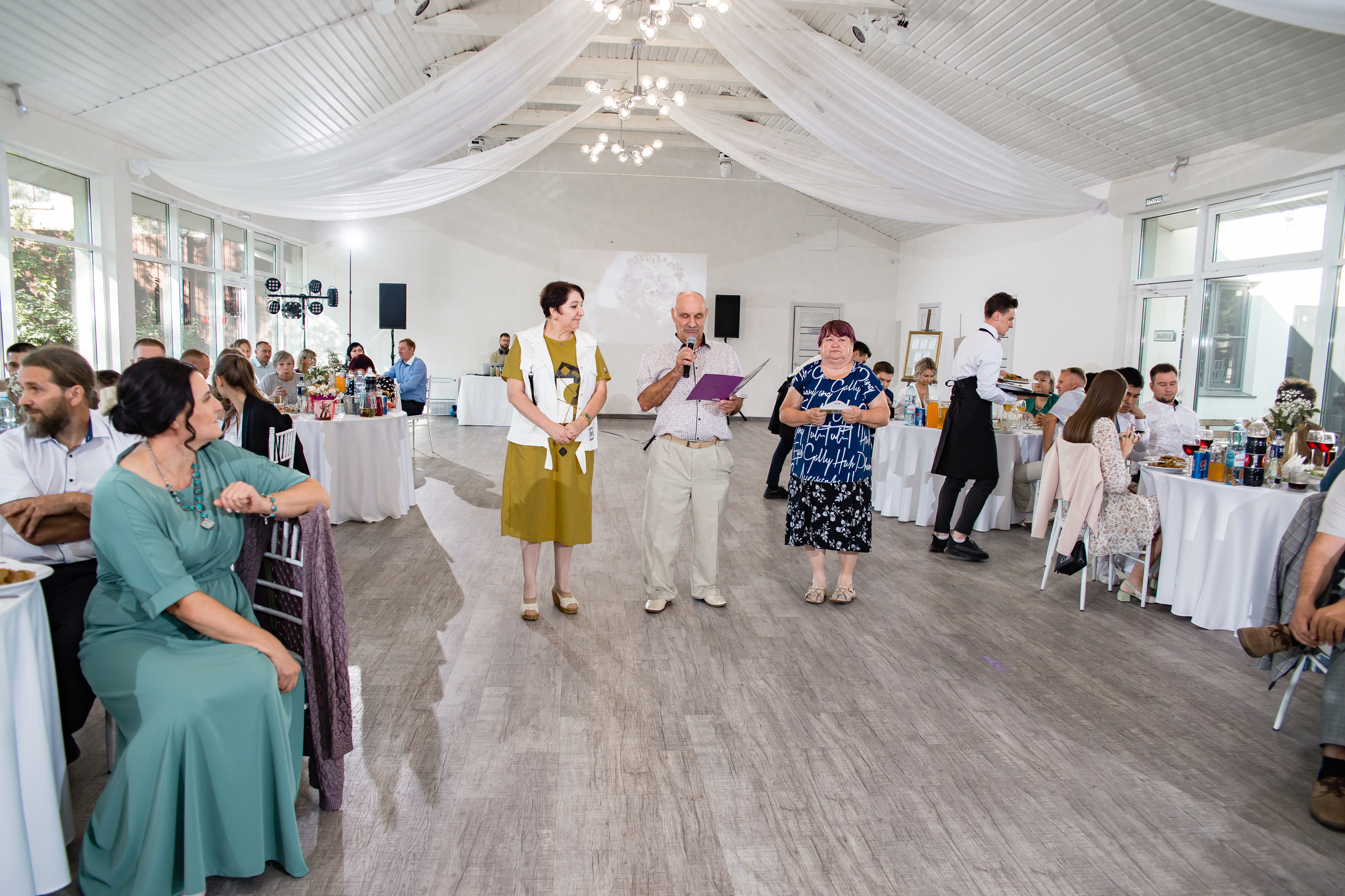 Ольга и Никита. Свадебный фотограф в Омске Яна Савина
