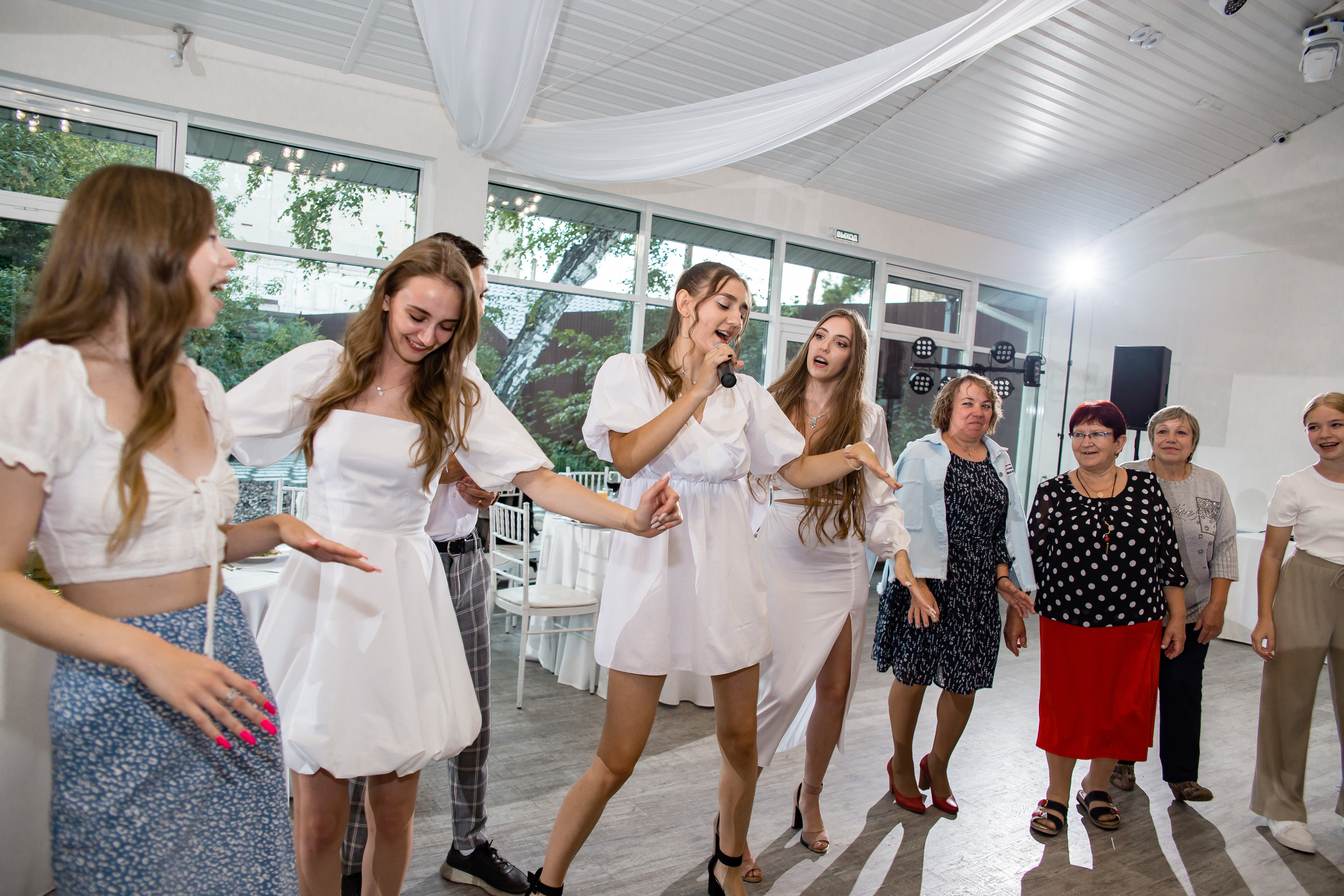 Ольга и Никита. Свадебный фотограф в Омске Яна Савина