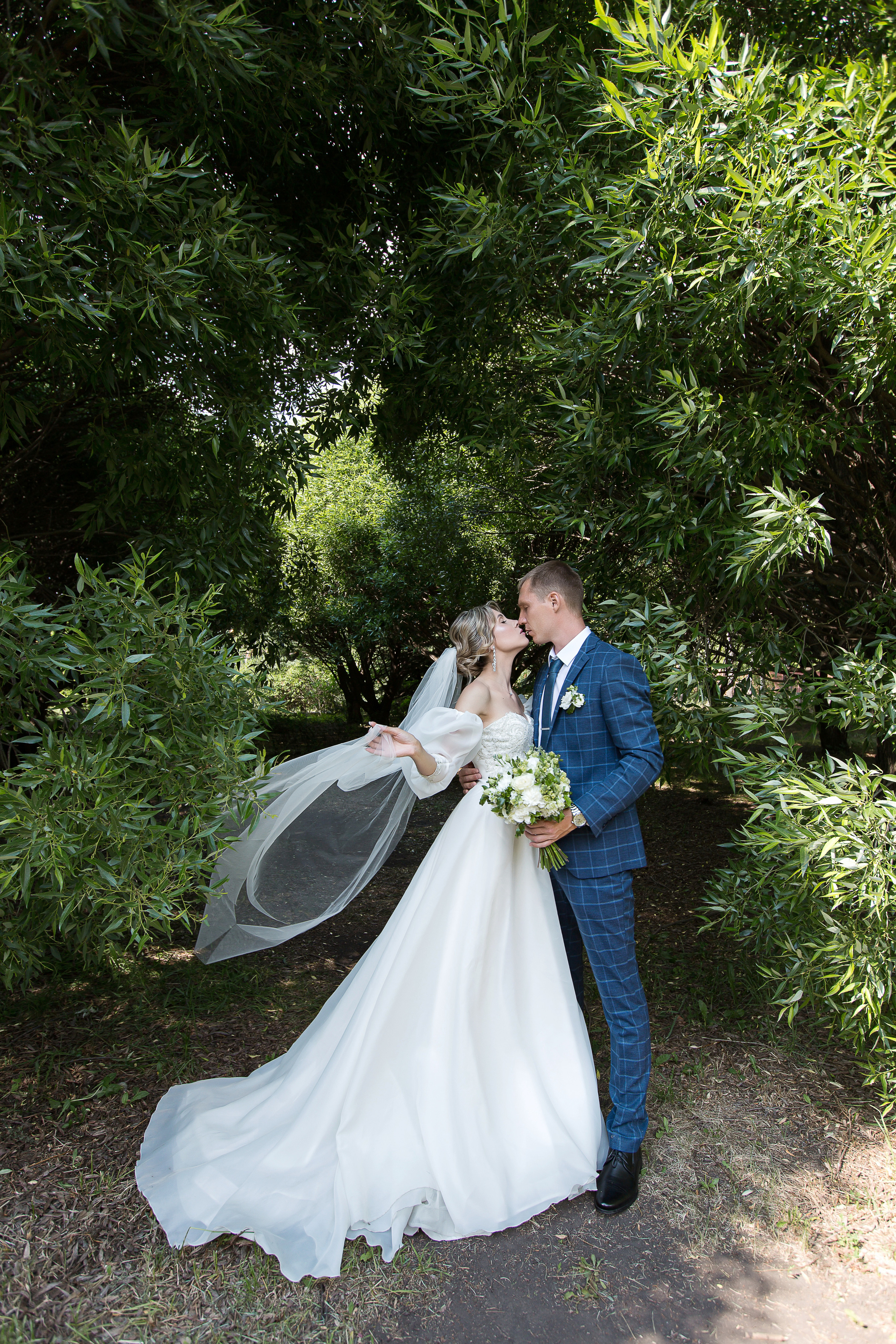 Елизавета и Антон. Свадебный фотограф в Омске Яна Савина