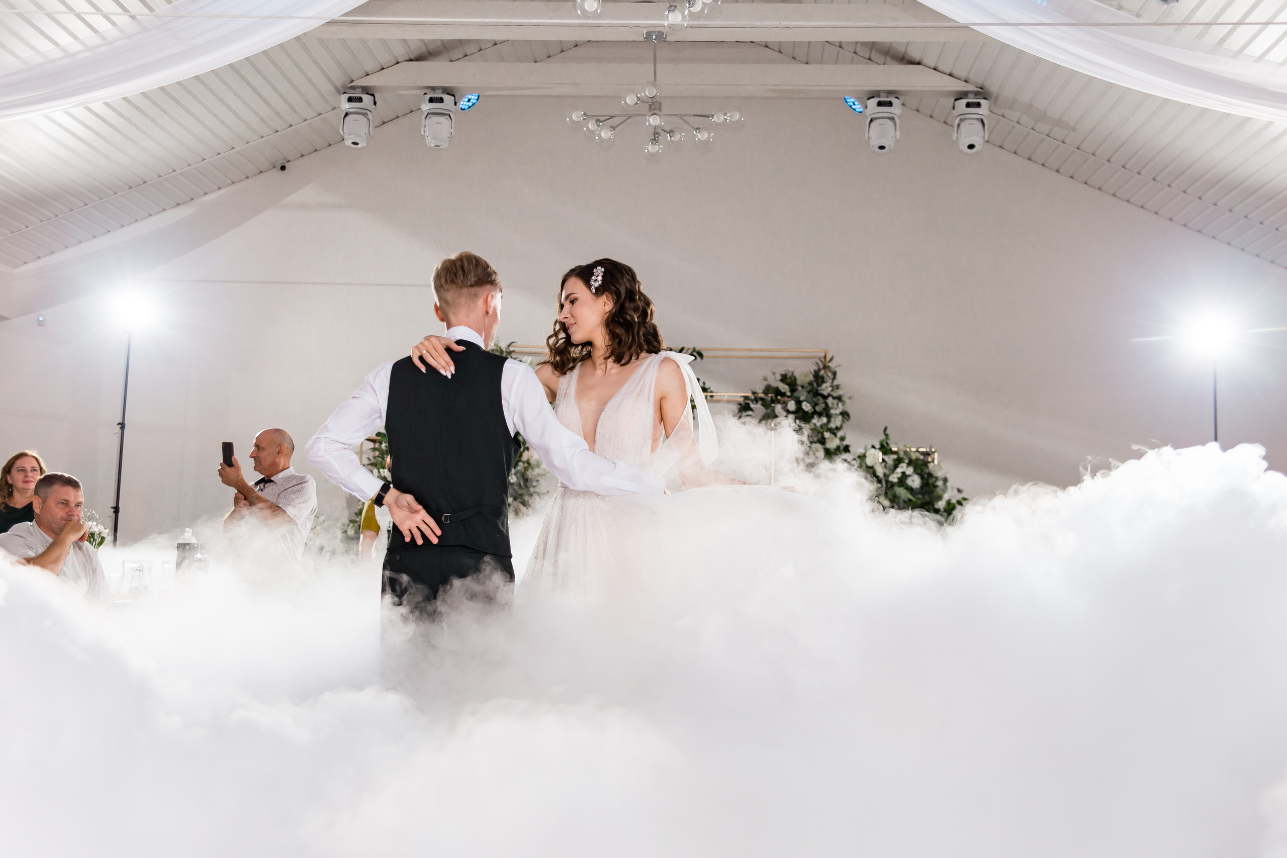 Ольга и Никита. Свадебный фотограф в Омске Яна Савина