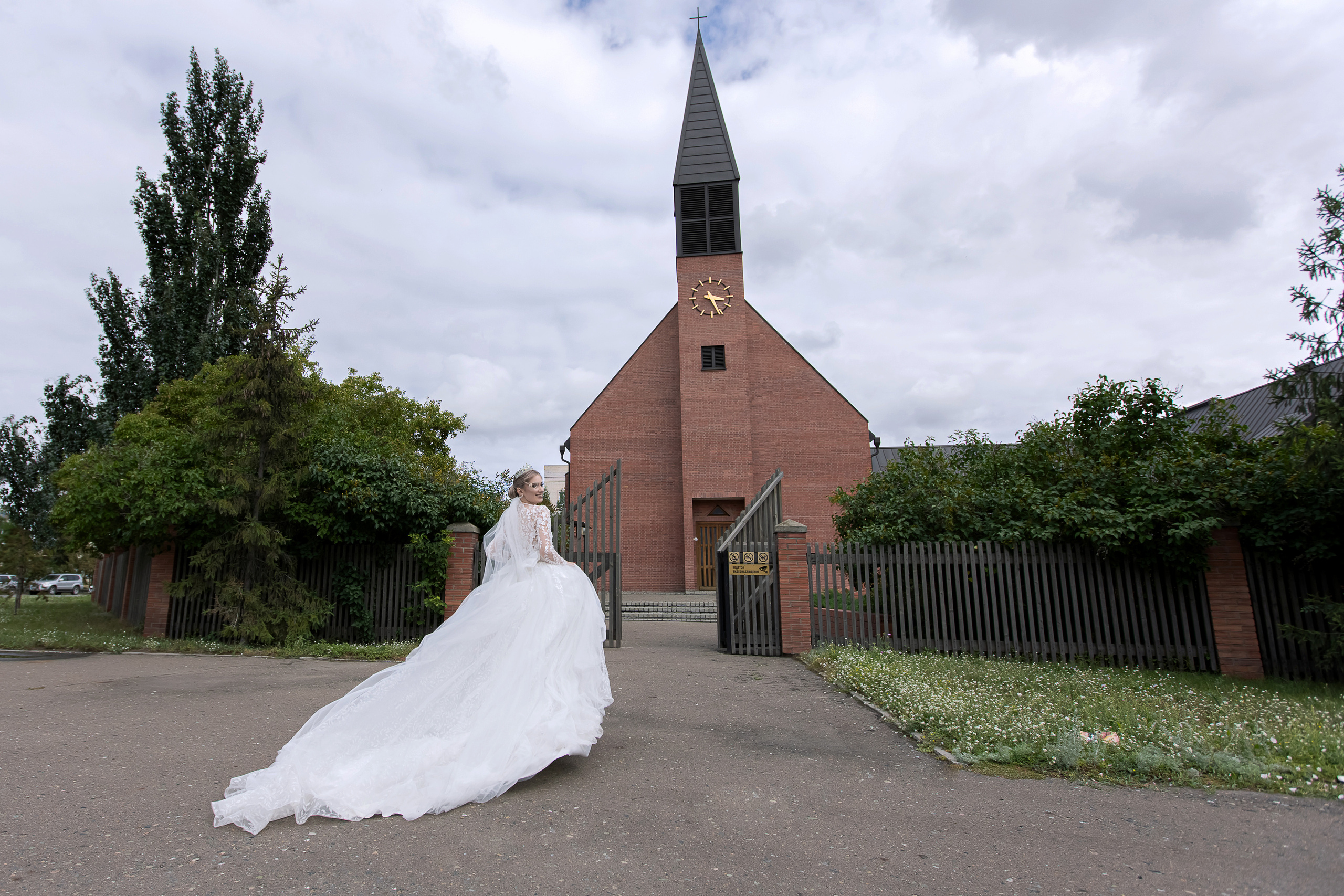 Алла и Евгений. Свадебный фотограф в Омске Яна Савина
