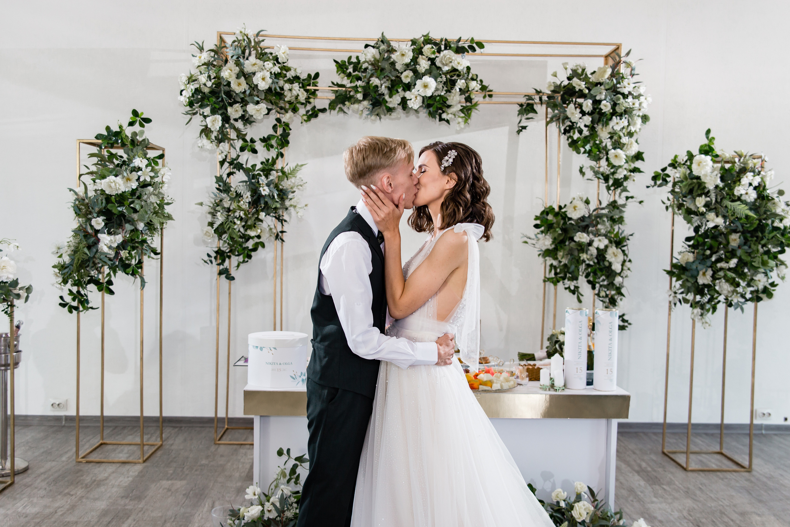 Ольга и Никита. Свадебный фотограф в Омске Яна Савина