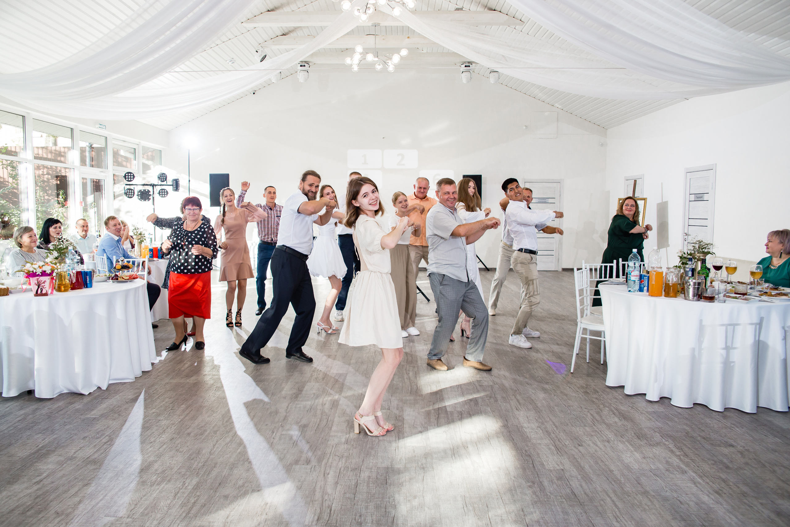 Ольга и Никита. Свадебный фотограф в Омске Яна Савина