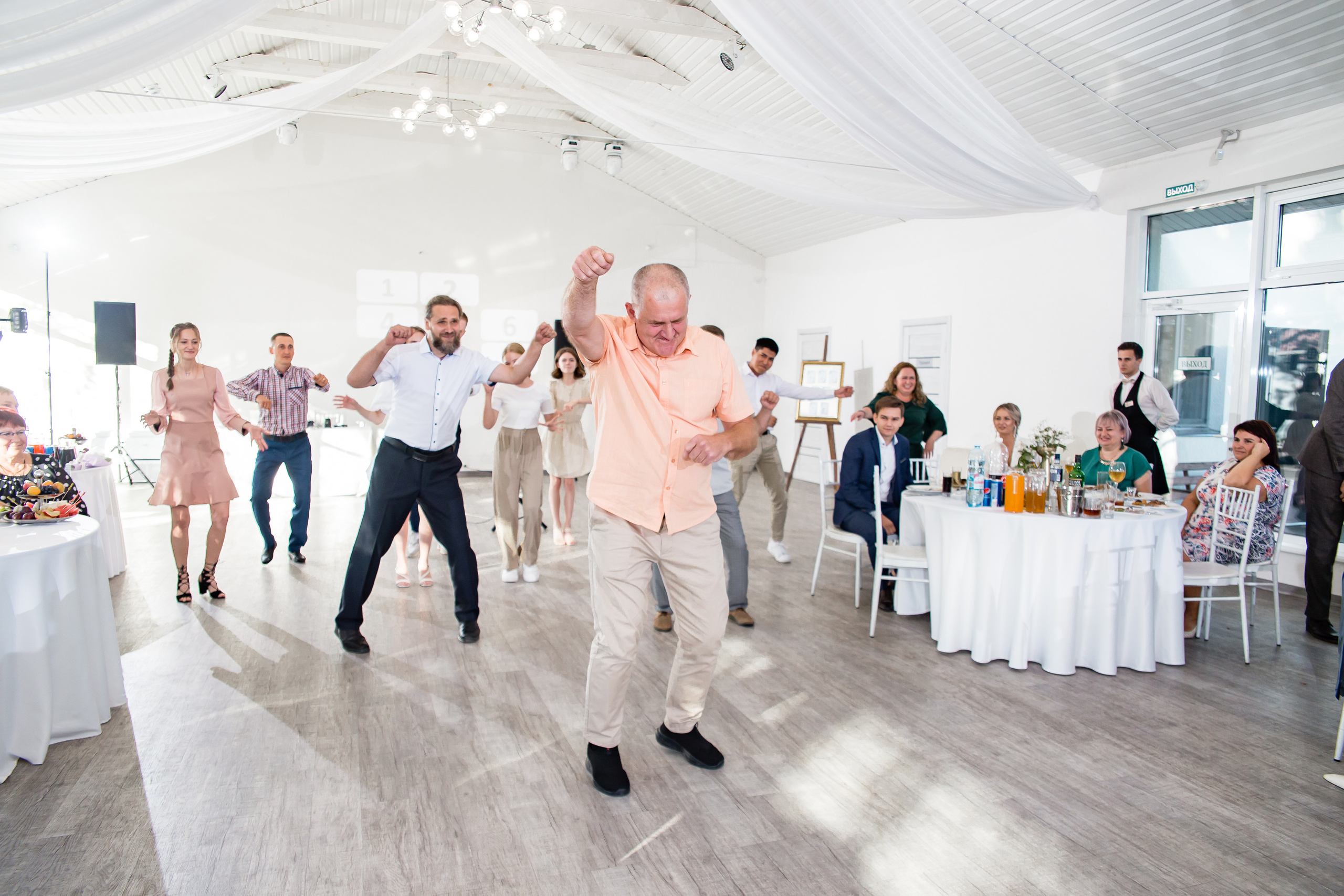 Ольга и Никита. Свадебный фотограф в Омске Яна Савина