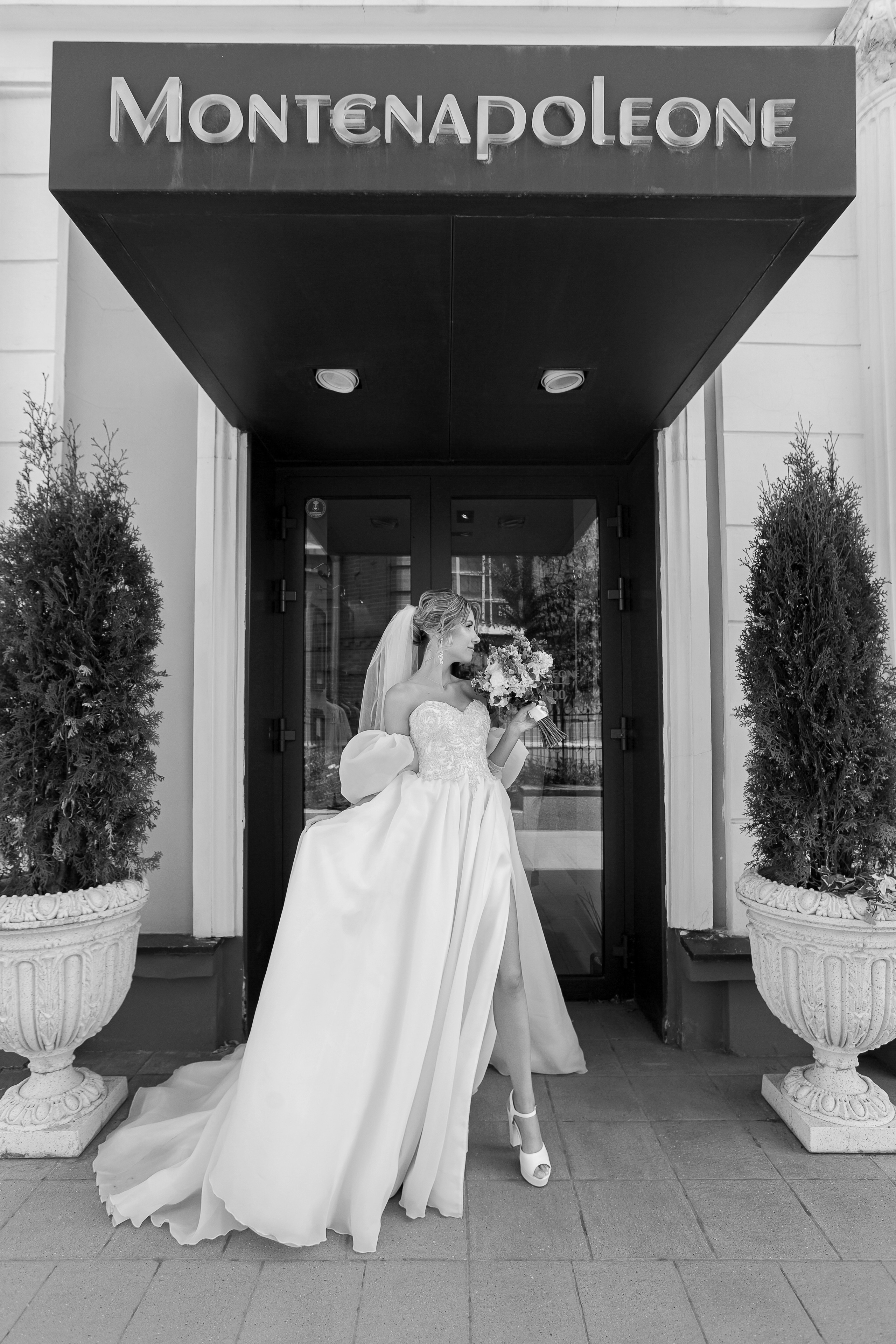 Елизавета и Антон. Свадебный фотограф в Омске Яна Савина