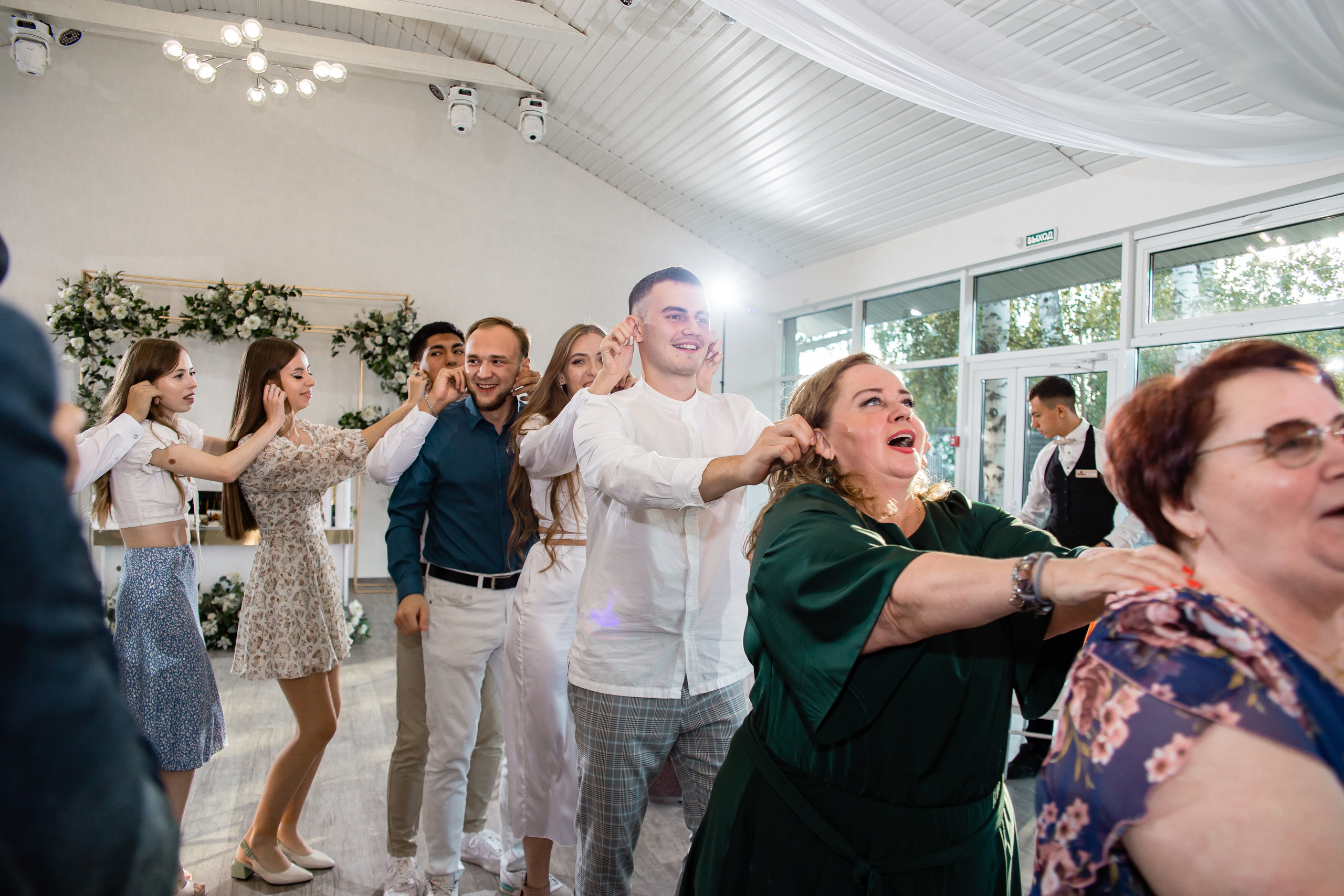 Ольга и Никита. Свадебный фотограф в Омске Яна Савина