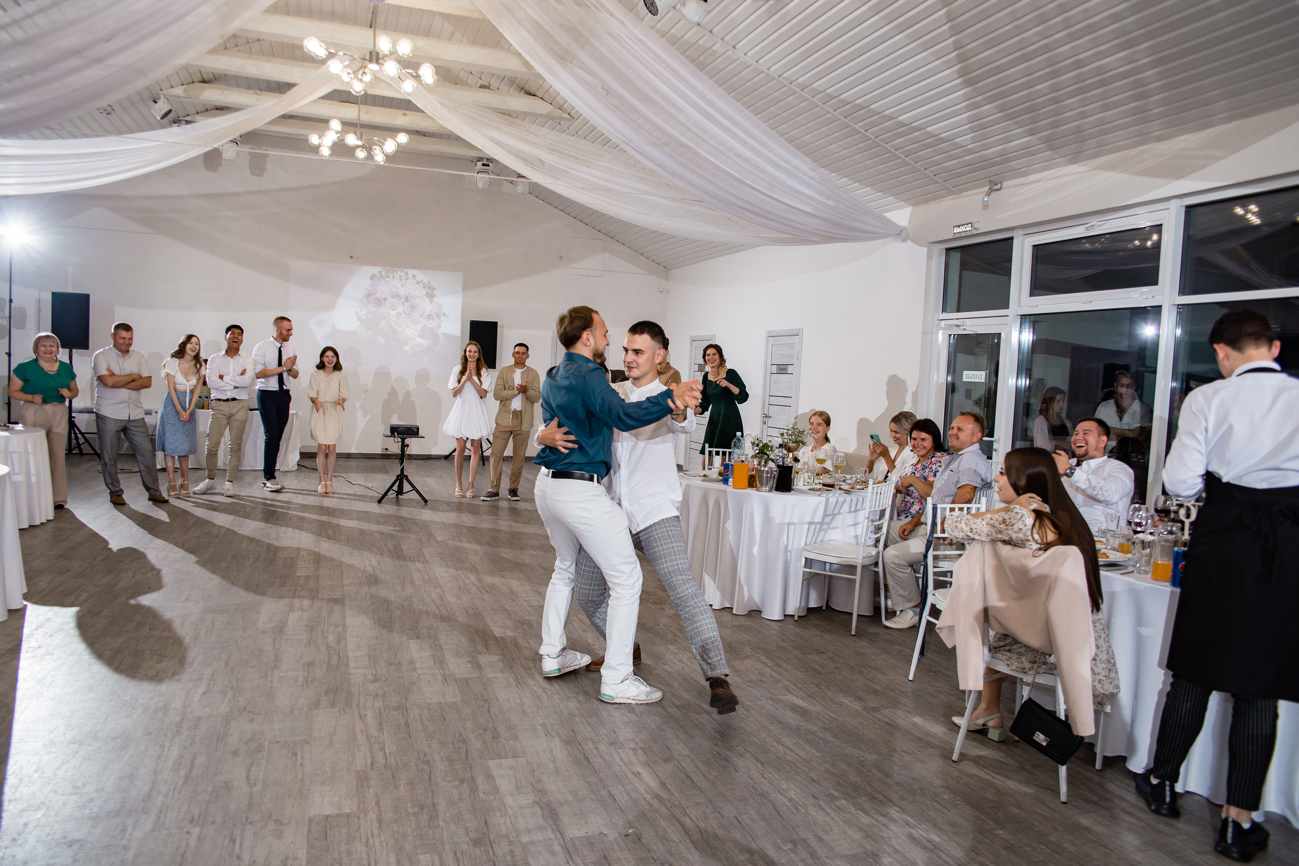 Ольга и Никита. Свадебный фотограф в Омске Яна Савина