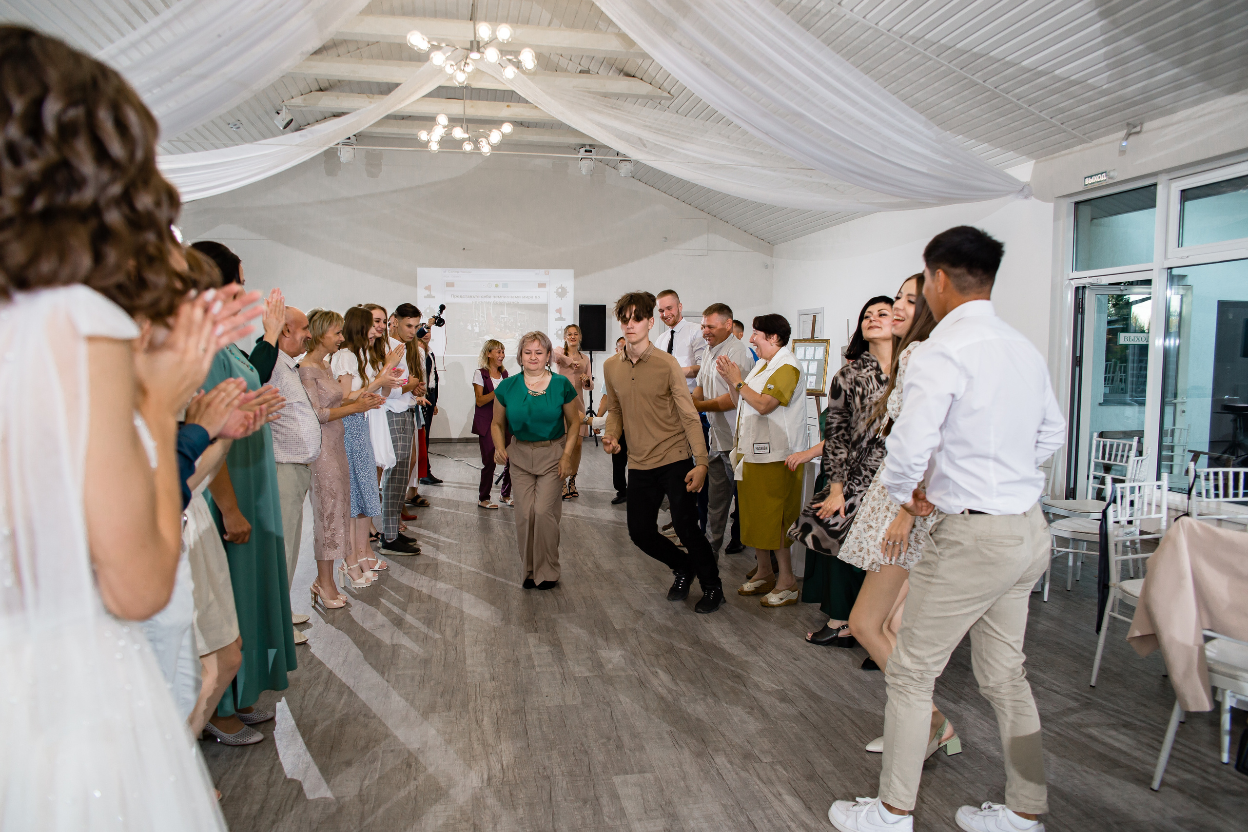 Ольга и Никита. Свадебный фотограф в Омске Яна Савина