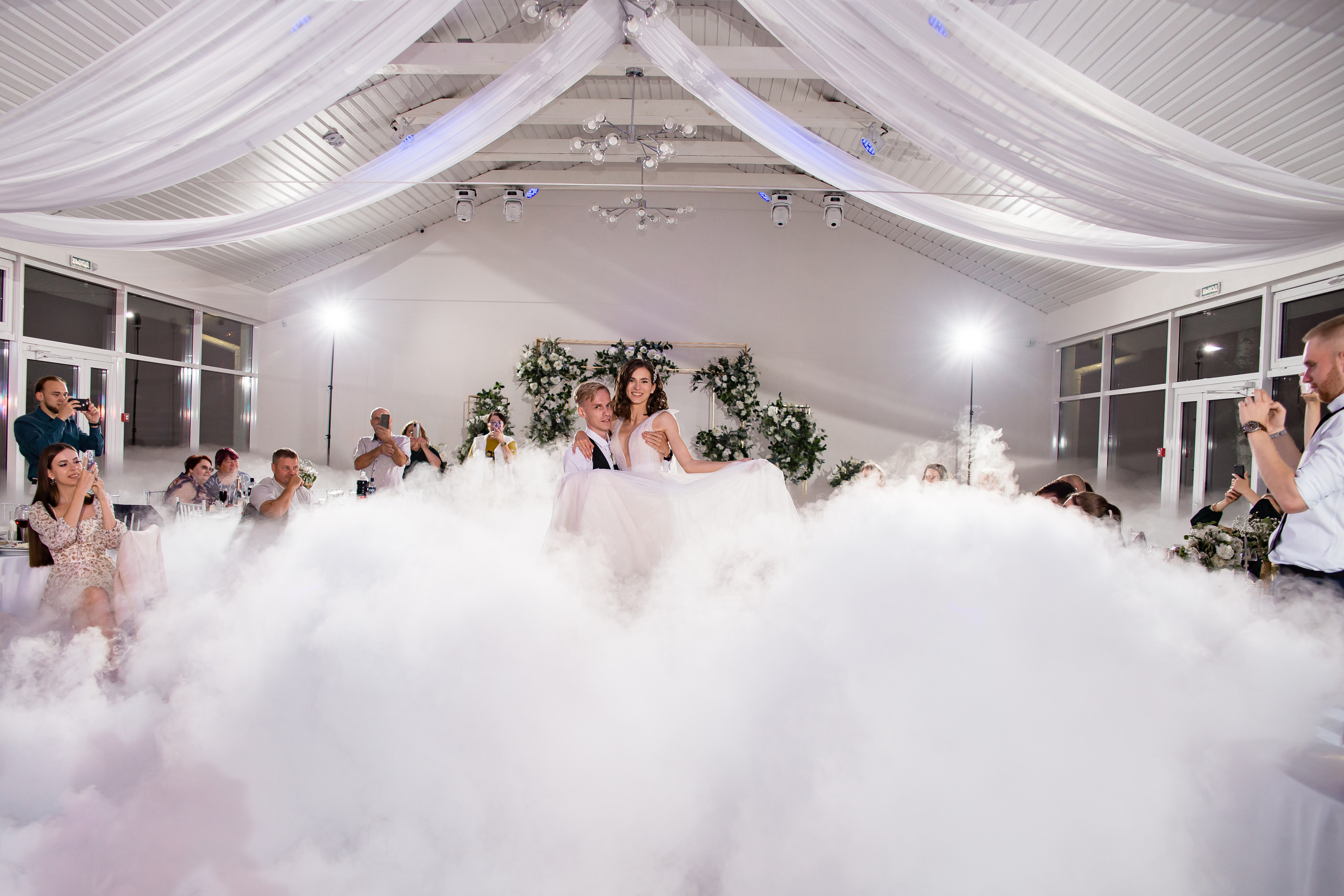 Ольга и Никита. Свадебный фотограф в Омске Яна Савина