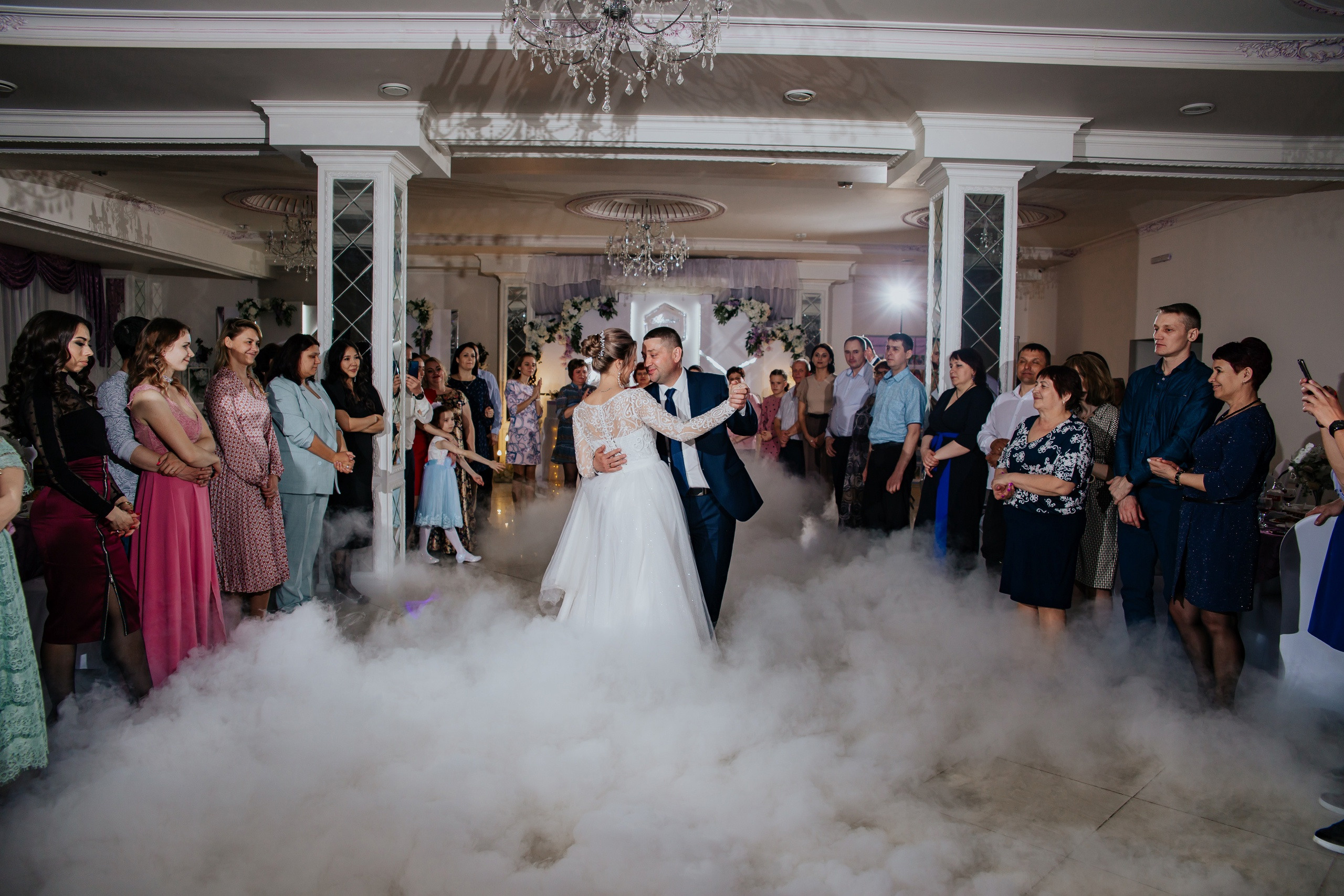 Алена и Артеми. Свадебный фотограф в Омске Яна Савина