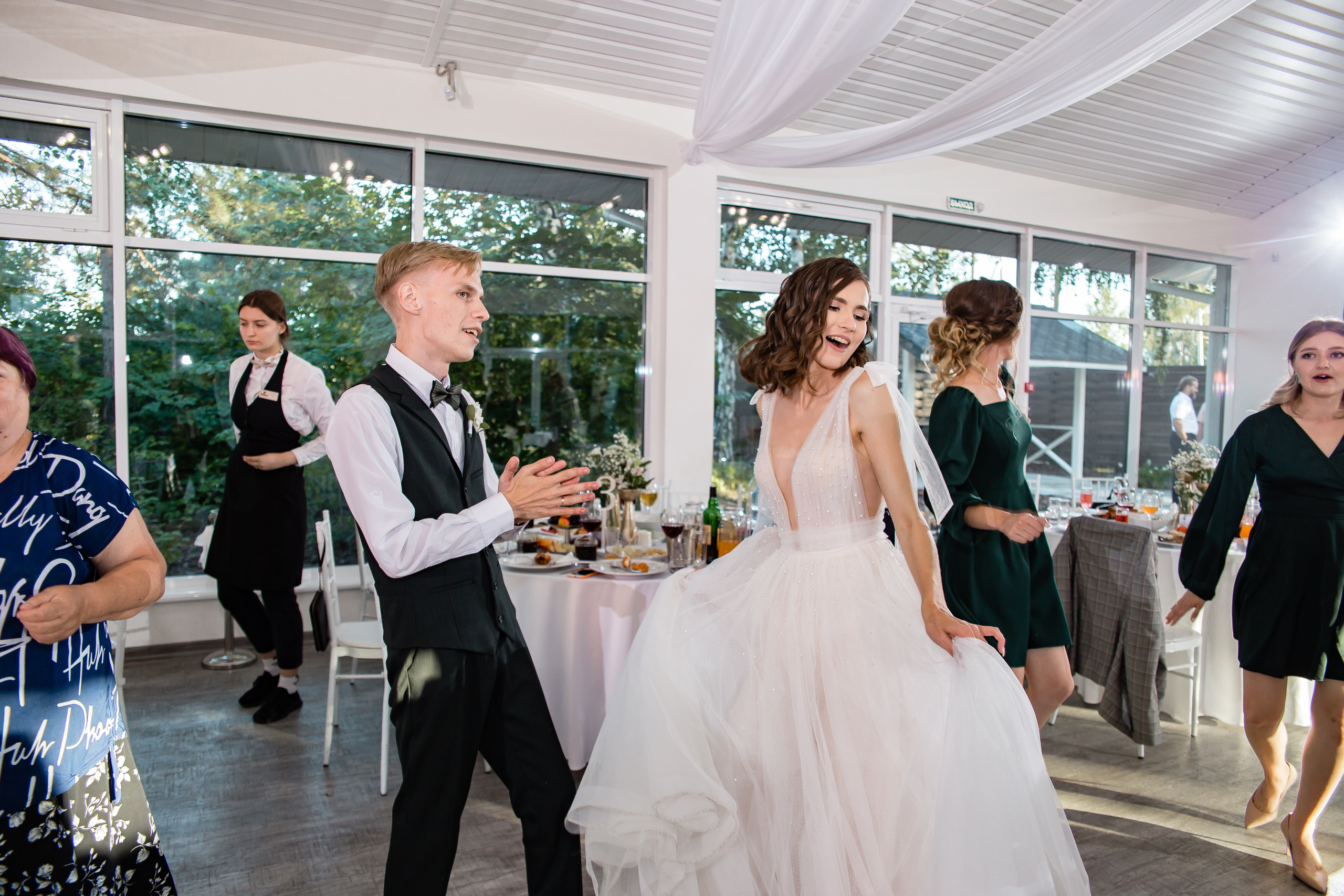 Ольга и Никита. Свадебный фотограф в Омске Яна Савина