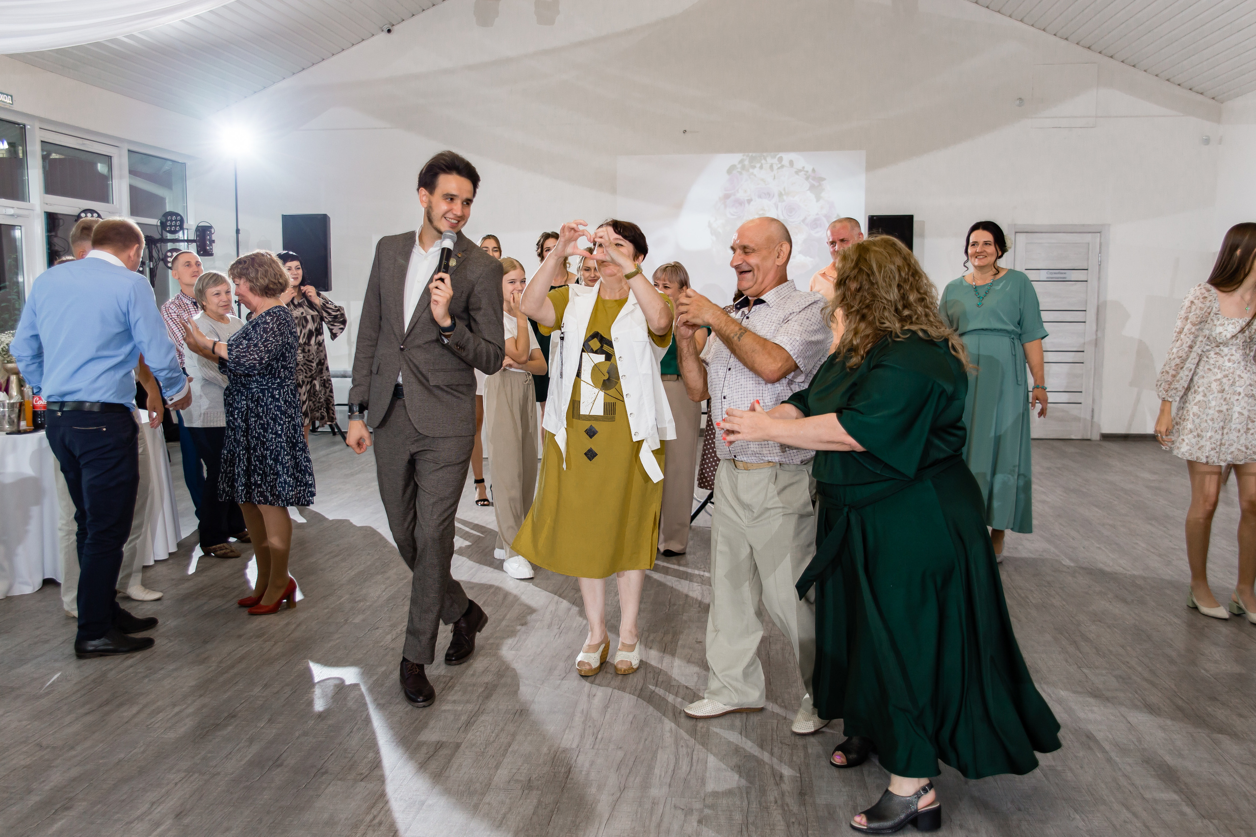 Ольга и Никита. Свадебный фотограф в Омске Яна Савина