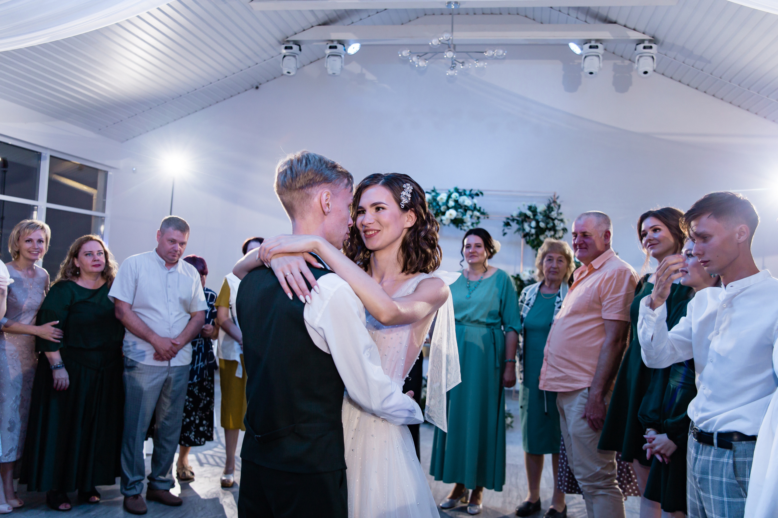 Ольга и Никита. Свадебный фотограф в Омске Яна Савина