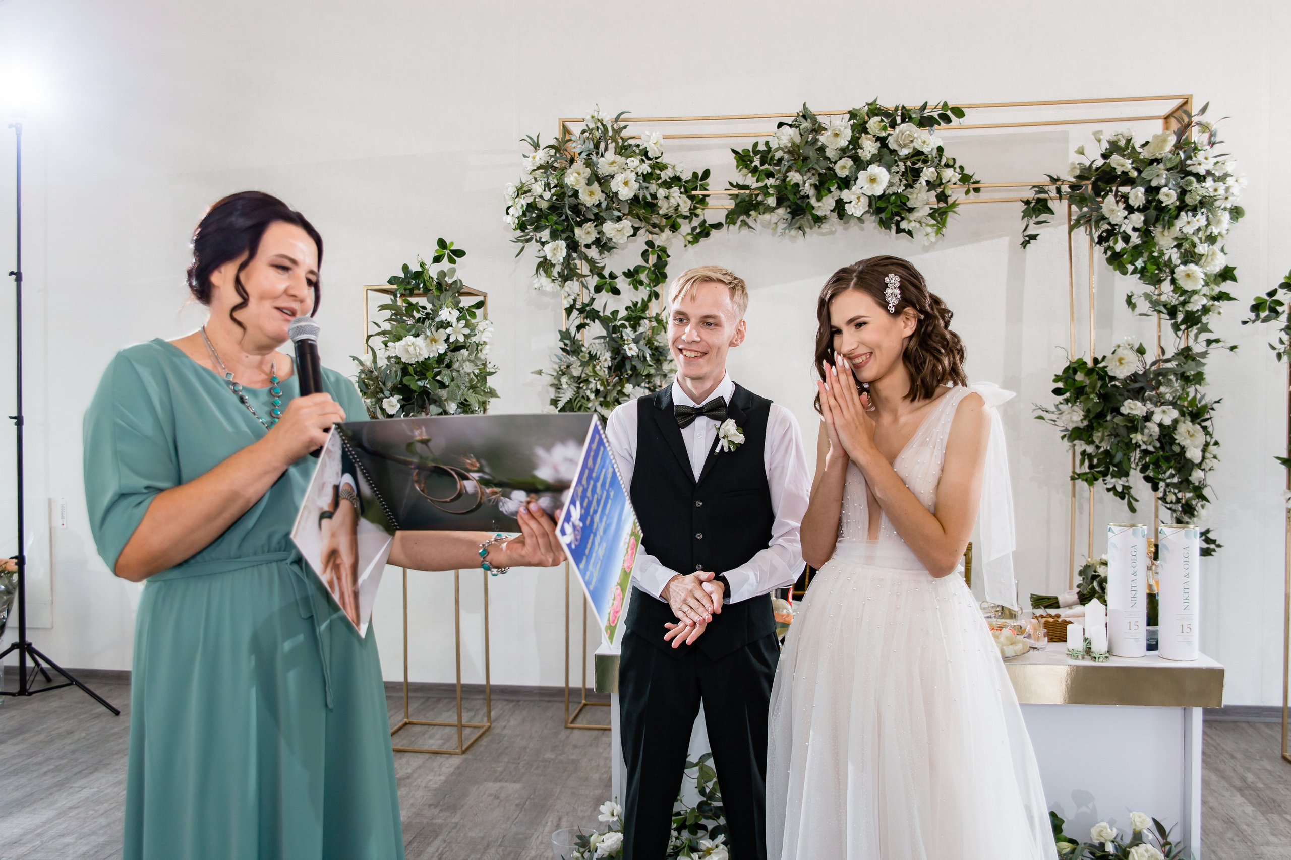 Ольга и Никита. Свадебный фотограф в Омске Яна Савина