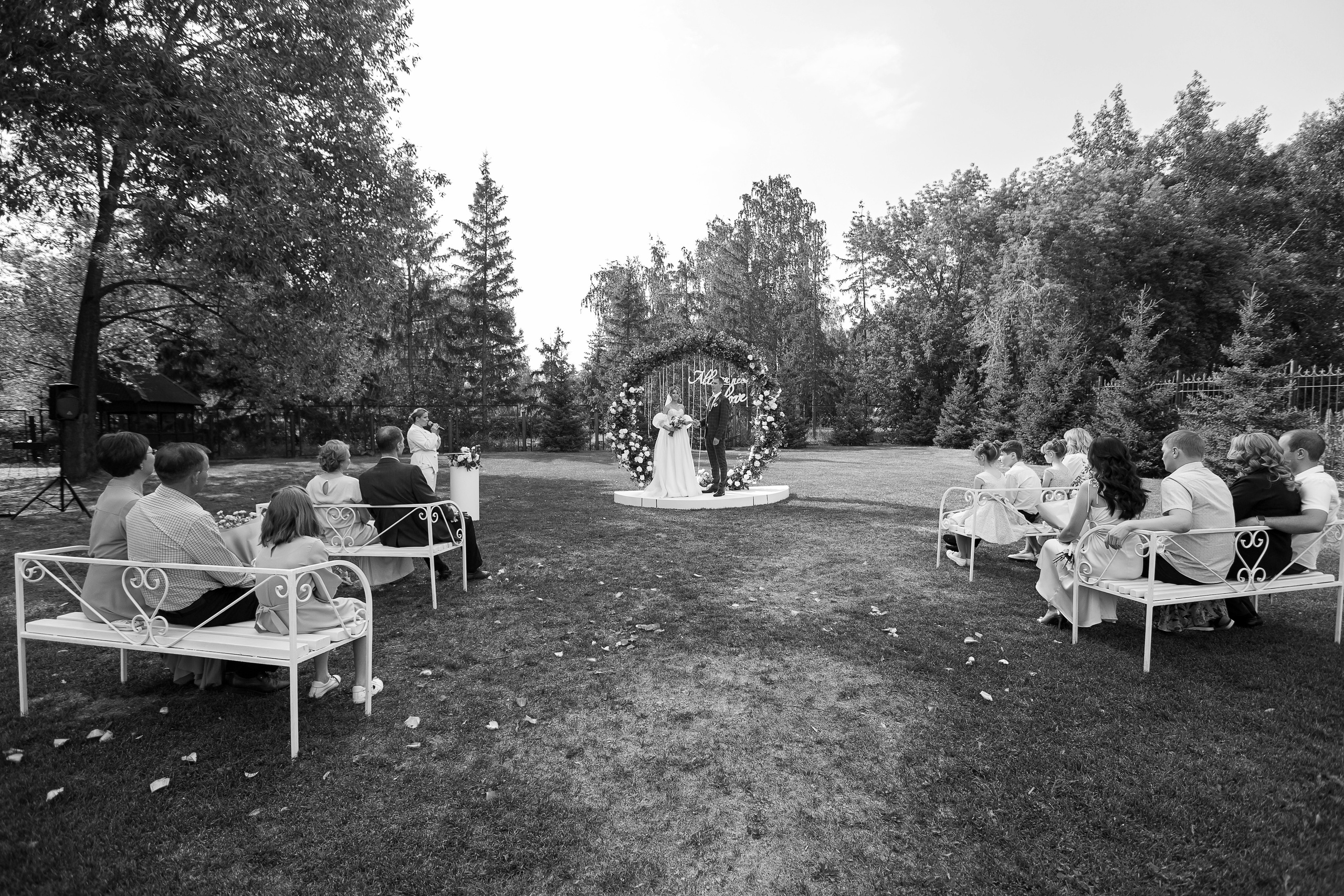 Елизавета и Антон. Свадебный фотограф в Омске Яна Савина