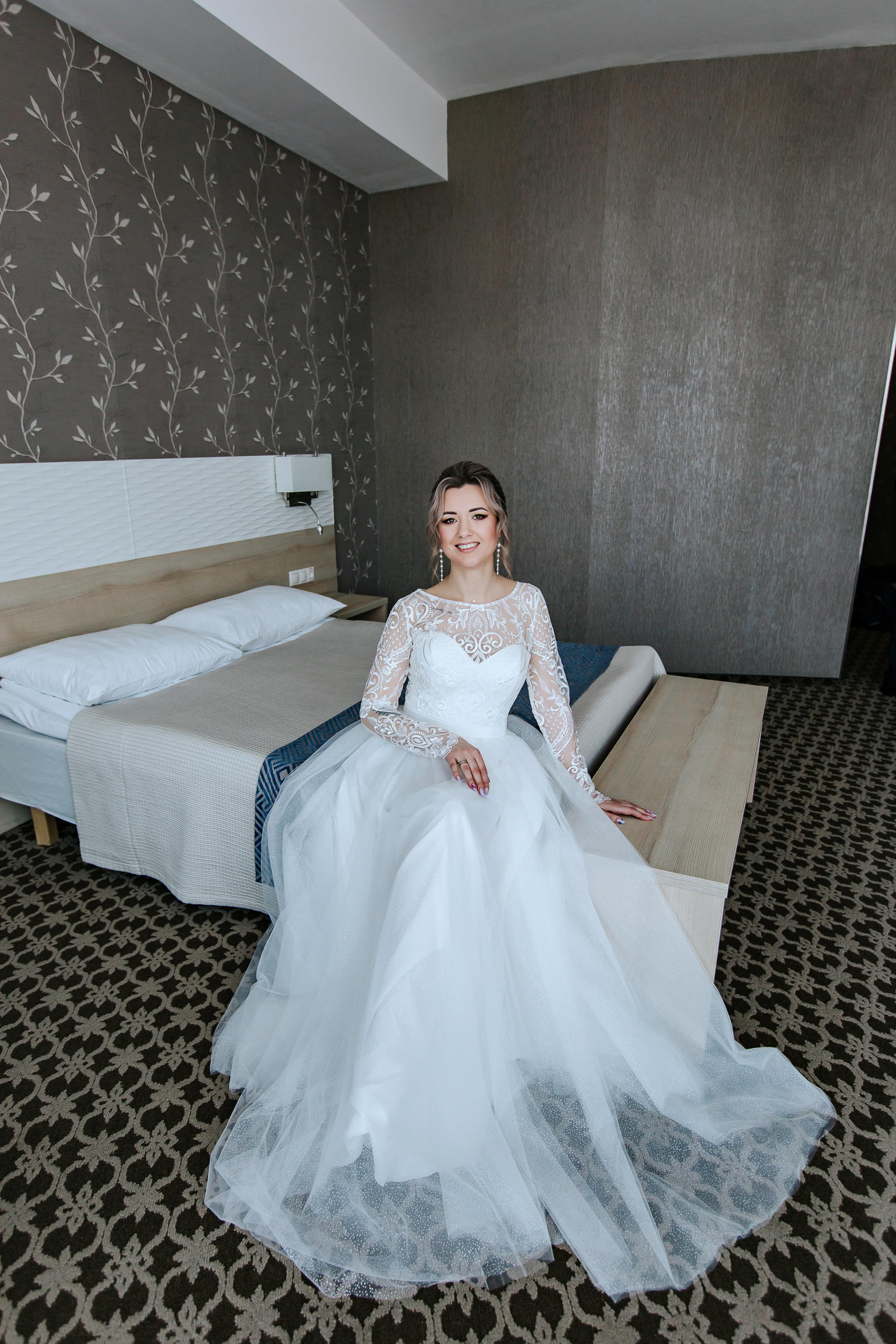 Алена и Артеми. Свадебный фотограф в Омске Яна Савина