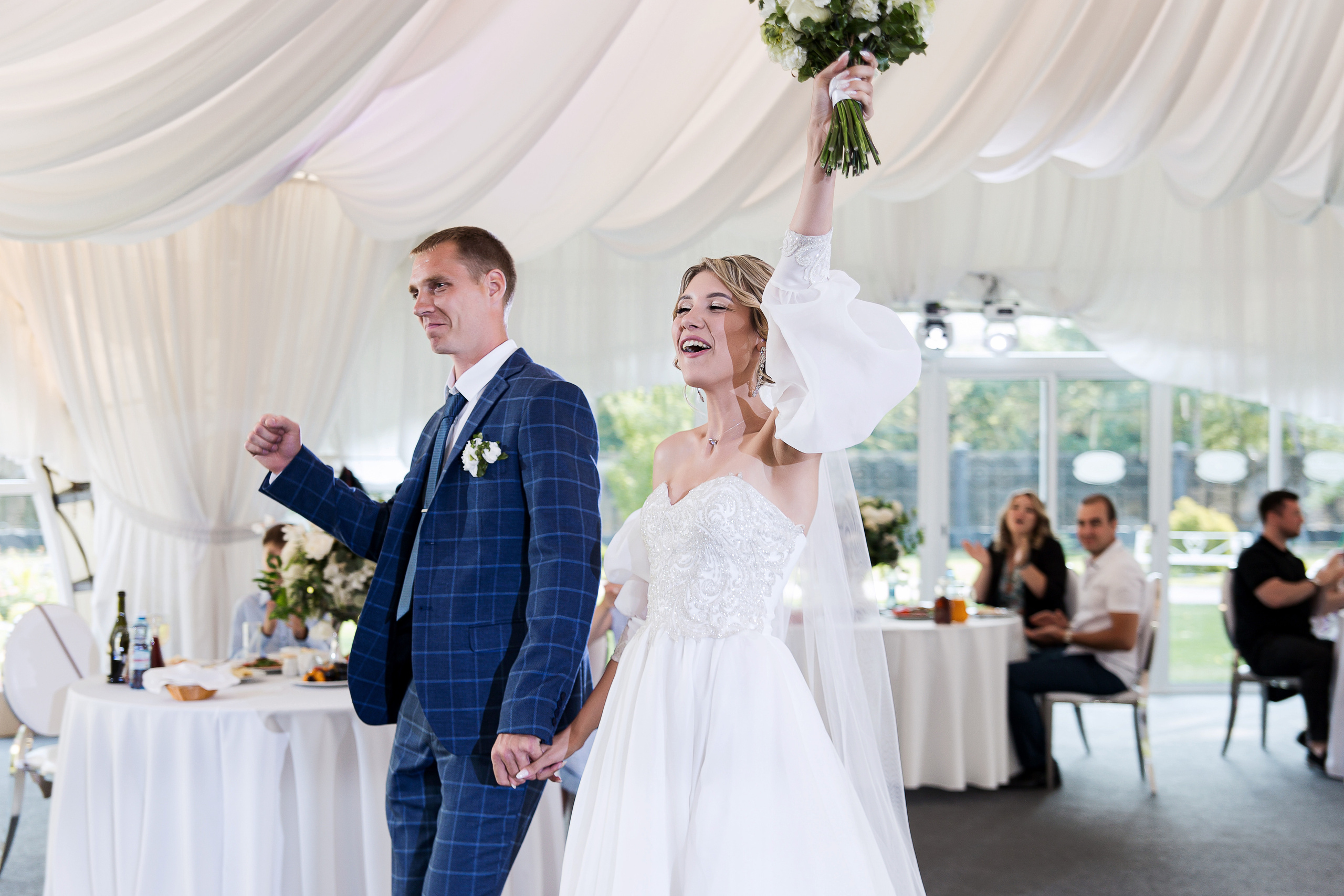 Елизавета и Антон. Свадебный фотограф в Омске Яна Савина