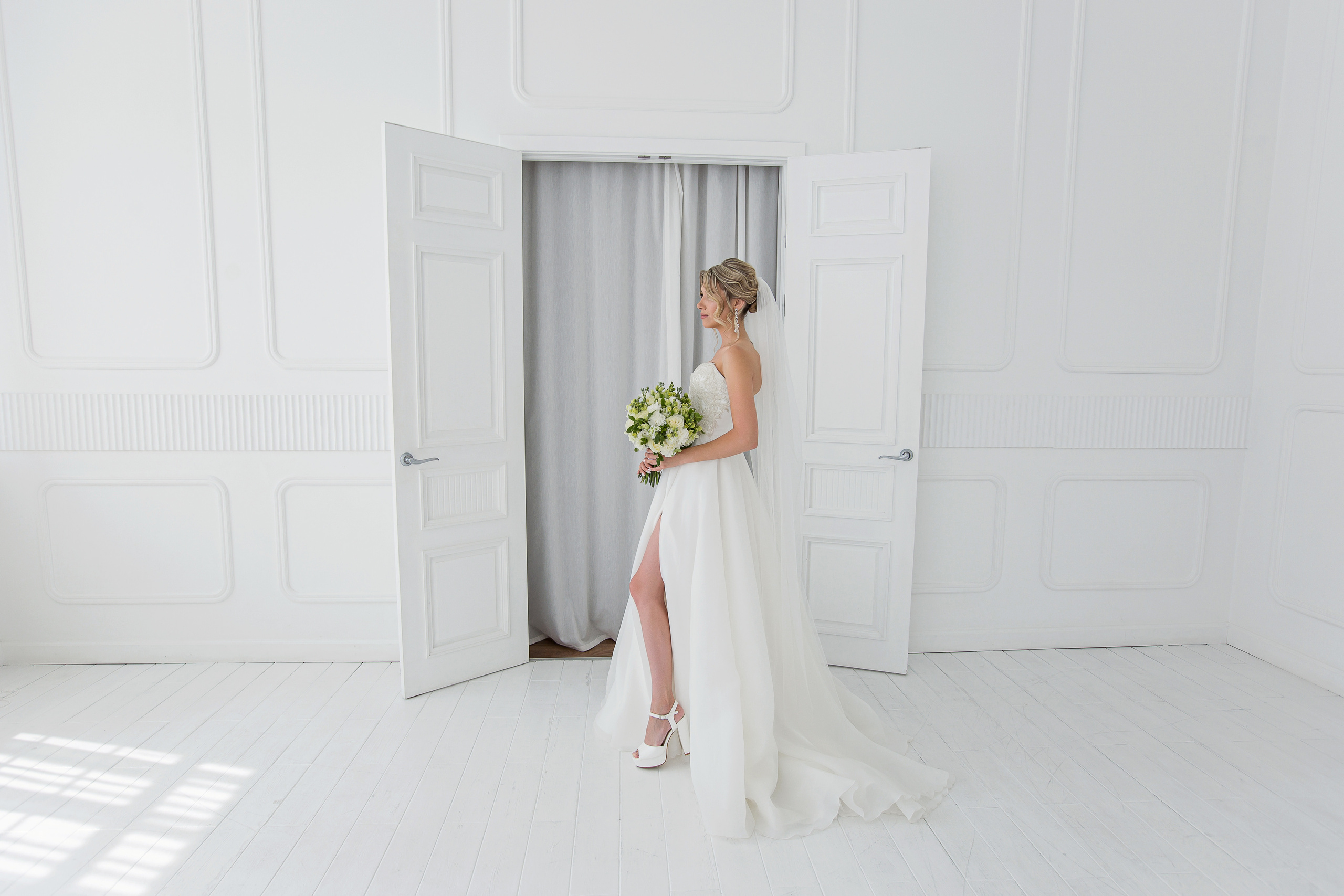 Елизавета и Антон. Свадебный фотограф в Омске Яна Савина