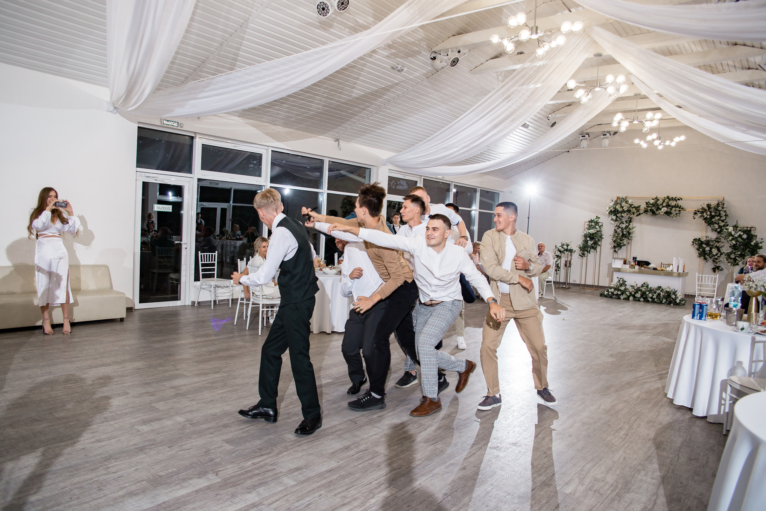 Ольга и Никита. Свадебный фотограф в Омске Яна Савина