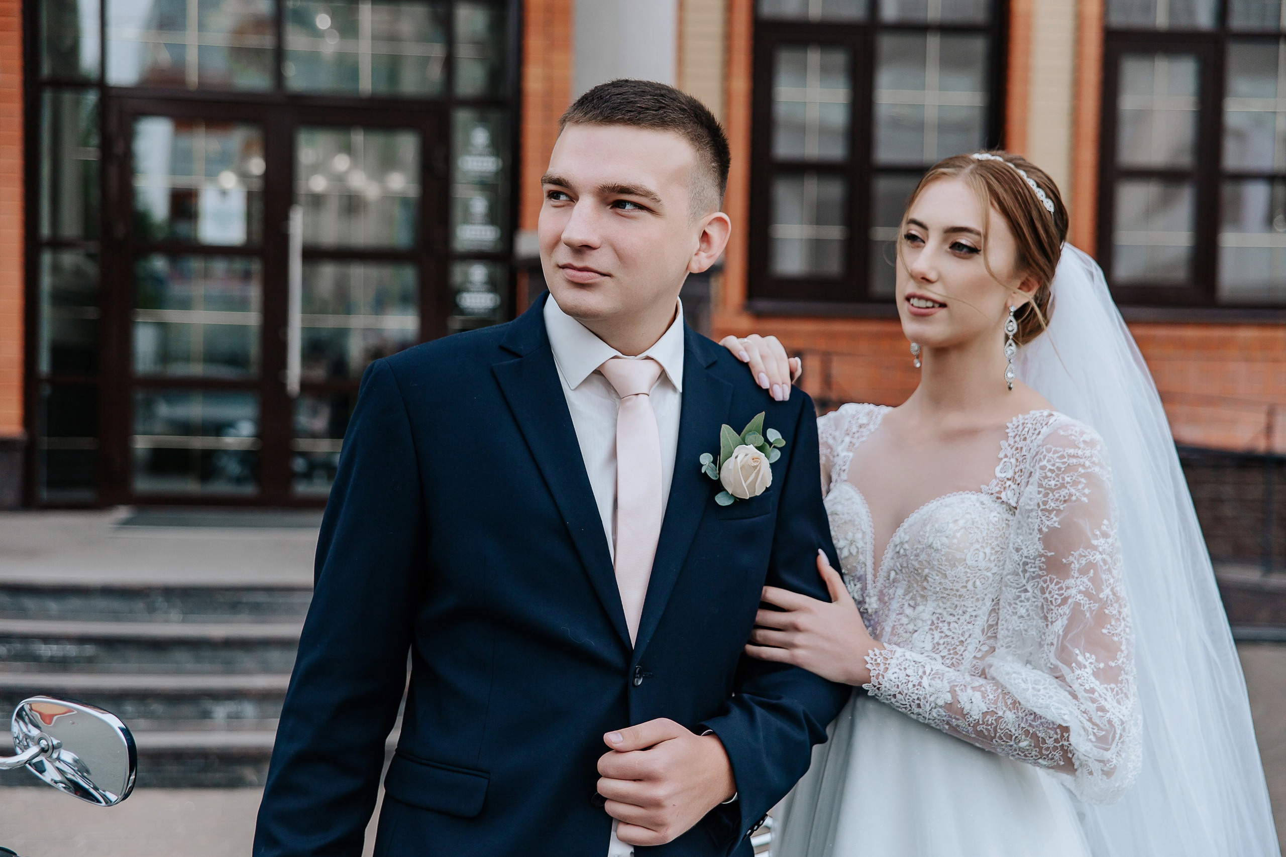 Валерия и Роиан. Свадебный фотограф в Омске Яна Савина