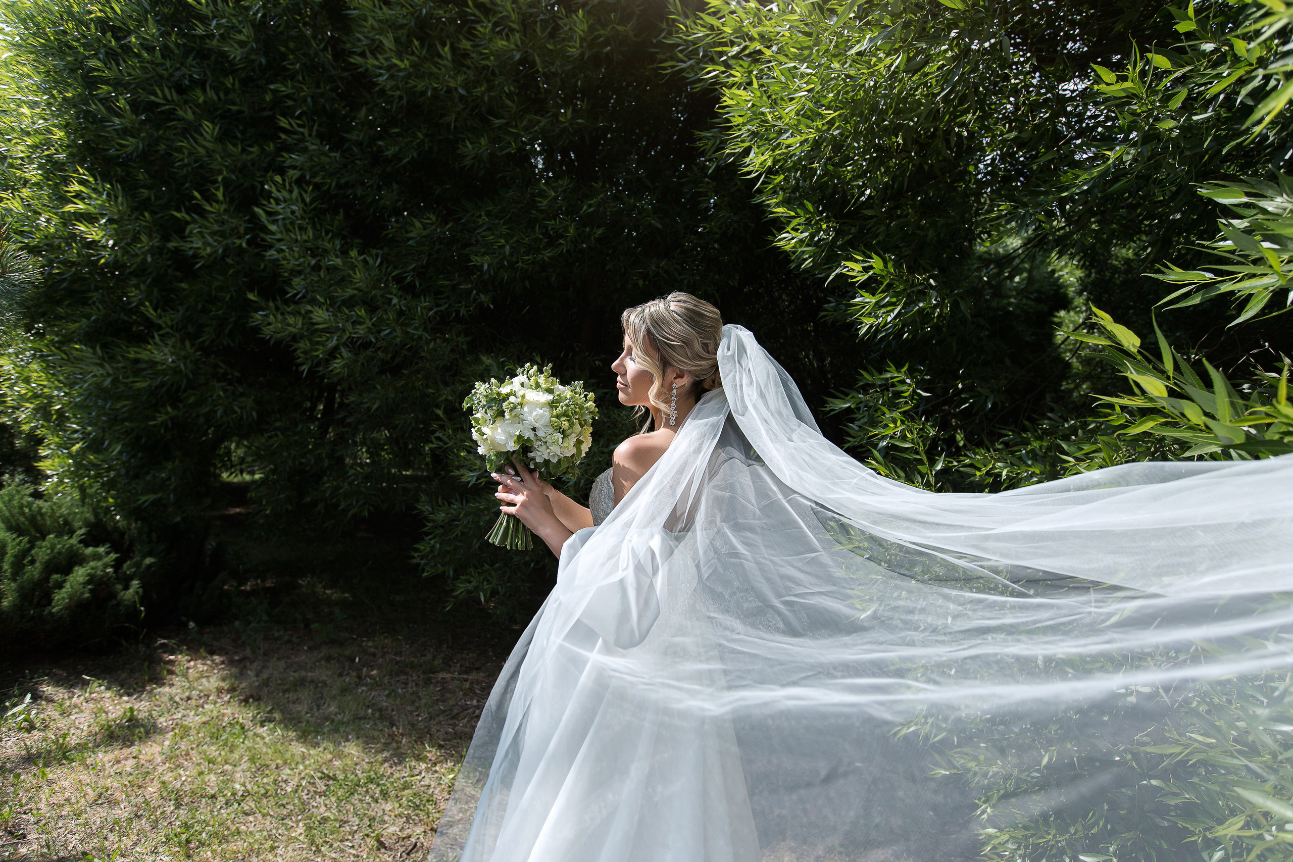 Елизавета и Антон. Свадебный фотограф в Омске Яна Савина