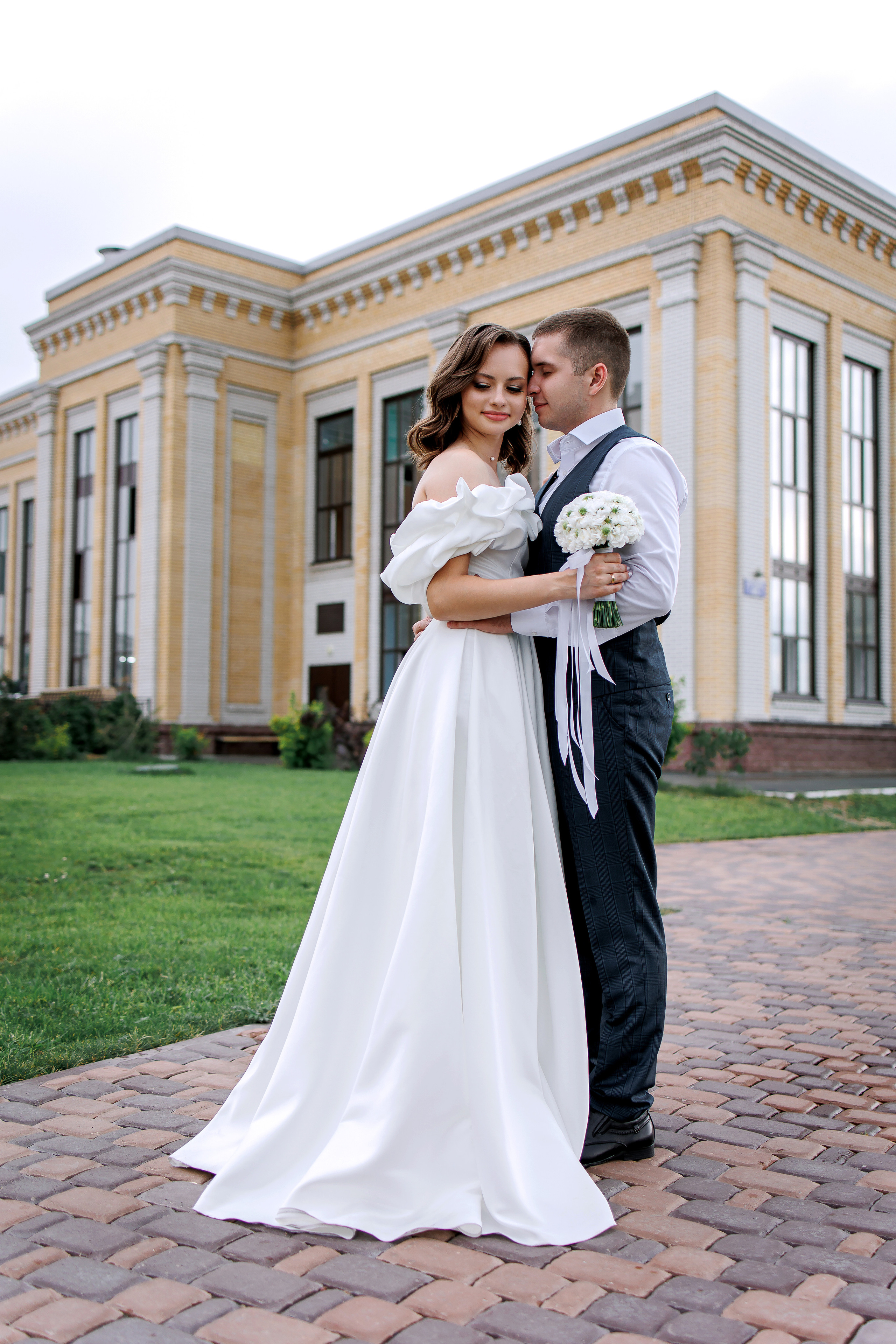 Софья и Антон. Свадебный фотограф в Омске Яна Савина