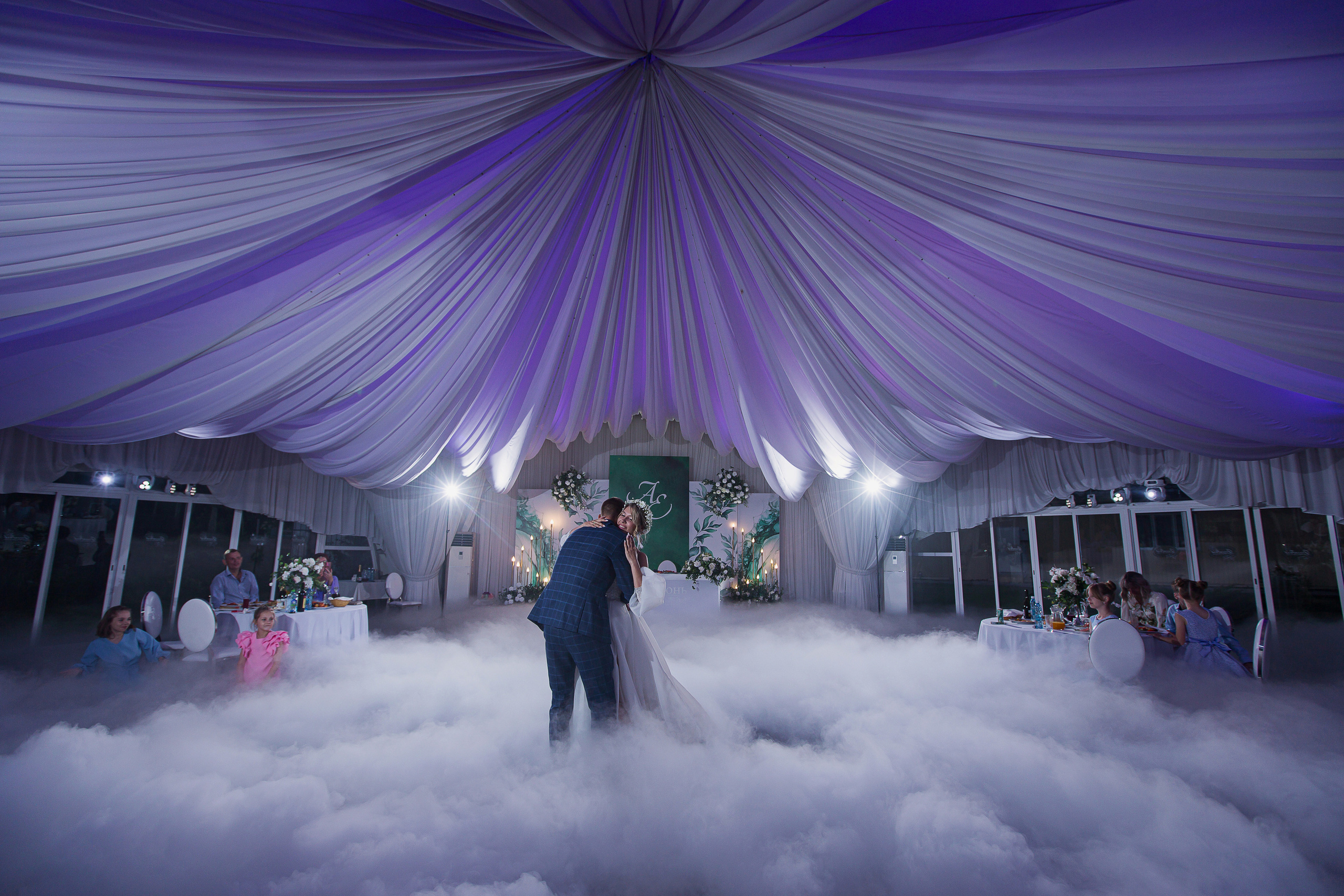 Елизавета и Антон. Свадебный фотограф в Омске Яна Савина