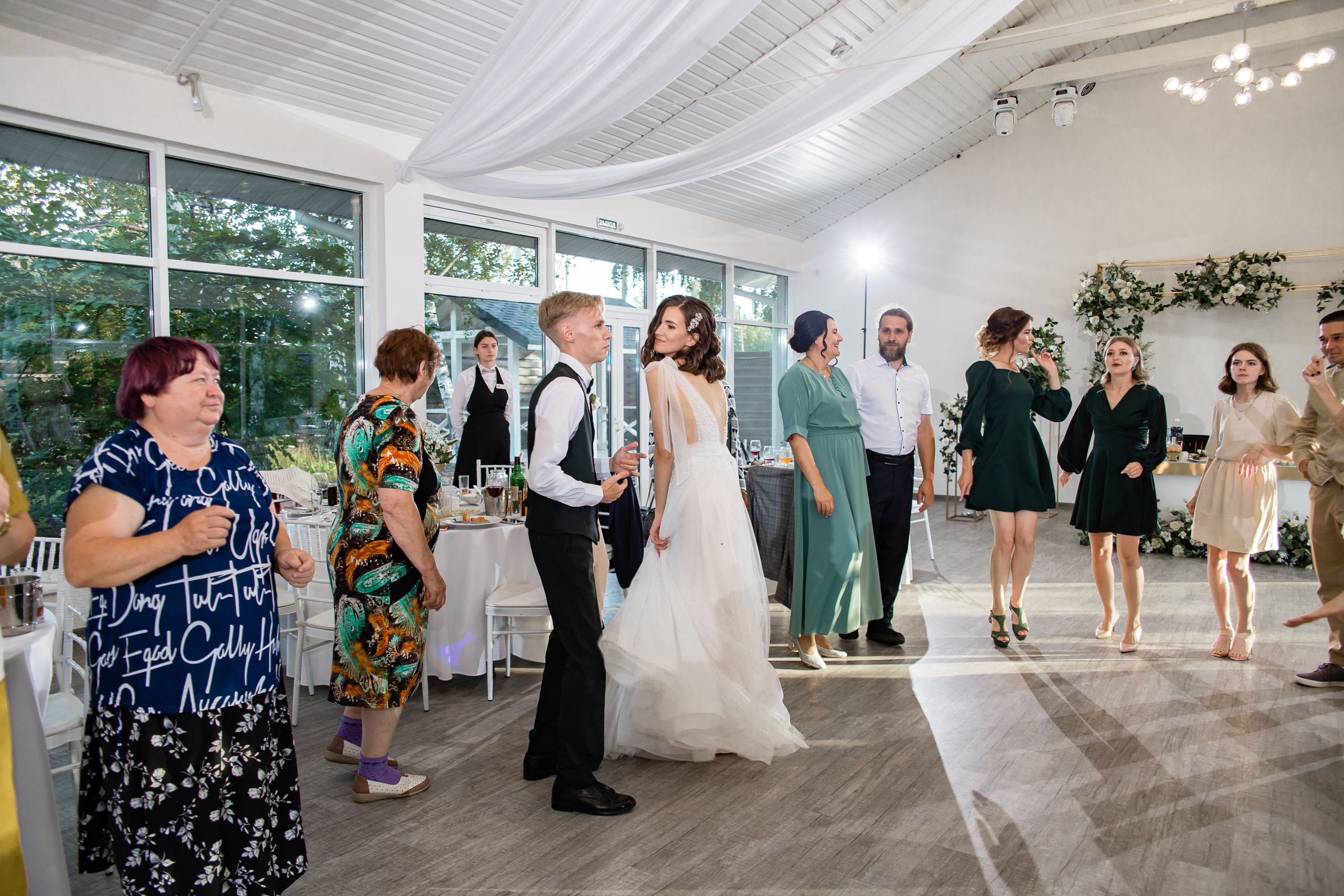 Ольга и Никита. Свадебный фотограф в Омске Яна Савина