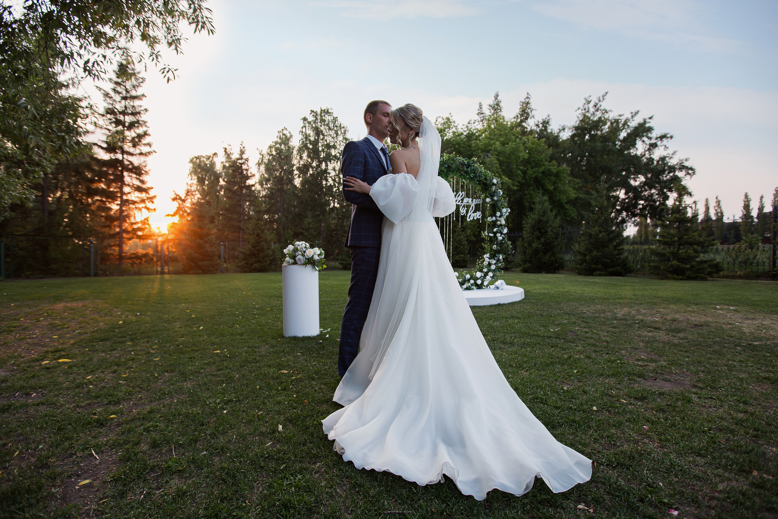 Елизавета и Антон. Свадебный фотограф в Омске Яна Савина