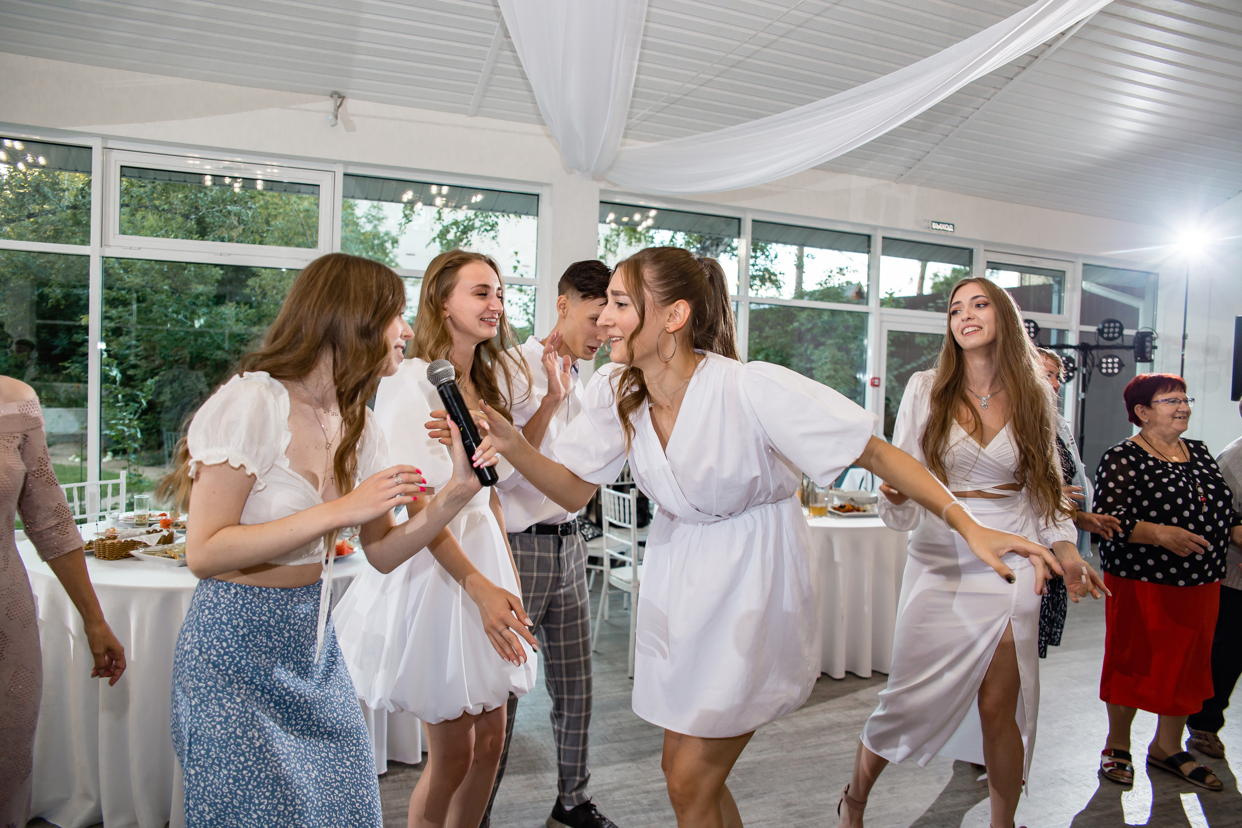 Ольга и Никита. Свадебный фотограф в Омске Яна Савина