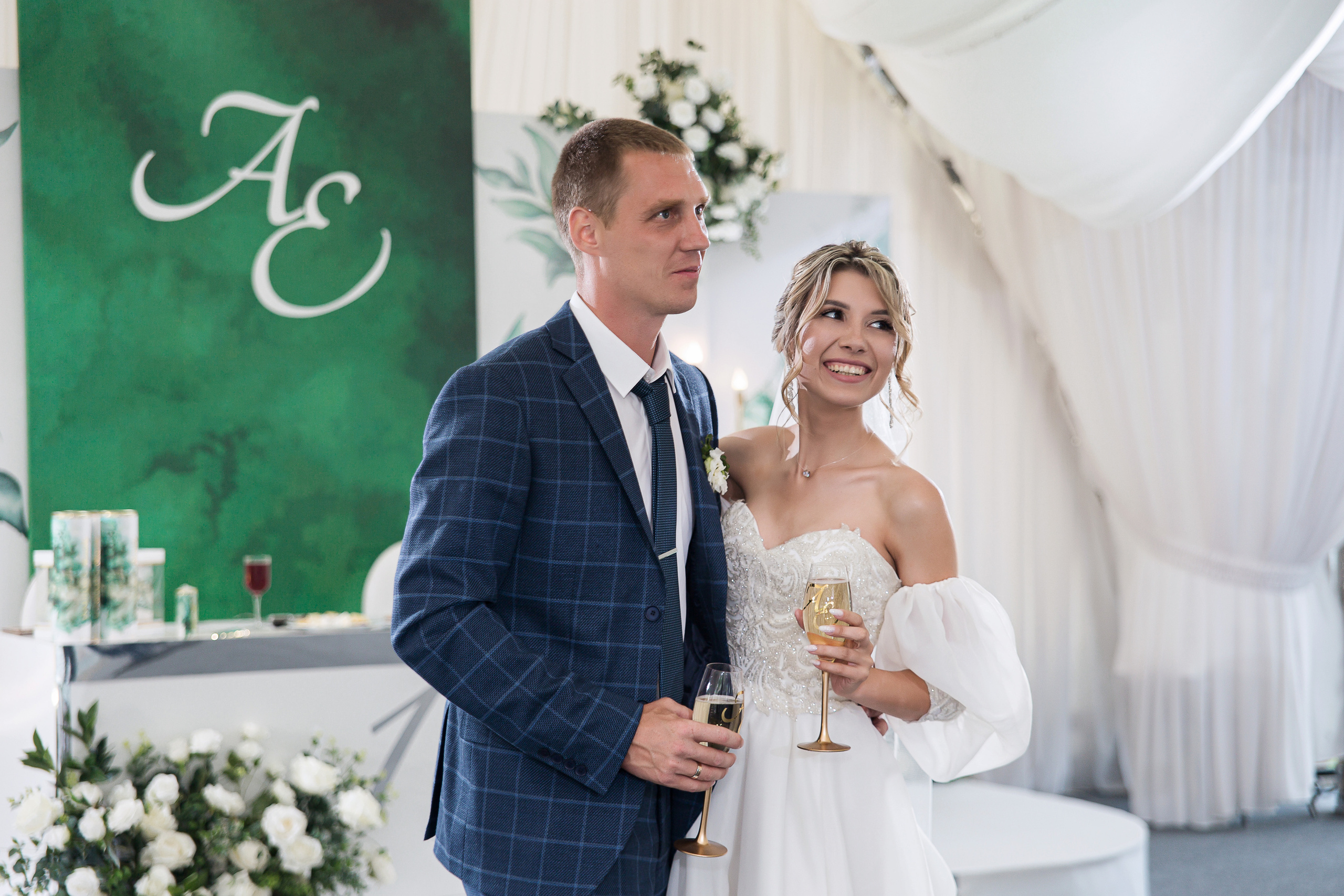 Елизавета и Антон. Свадебный фотограф в Омске Яна Савина