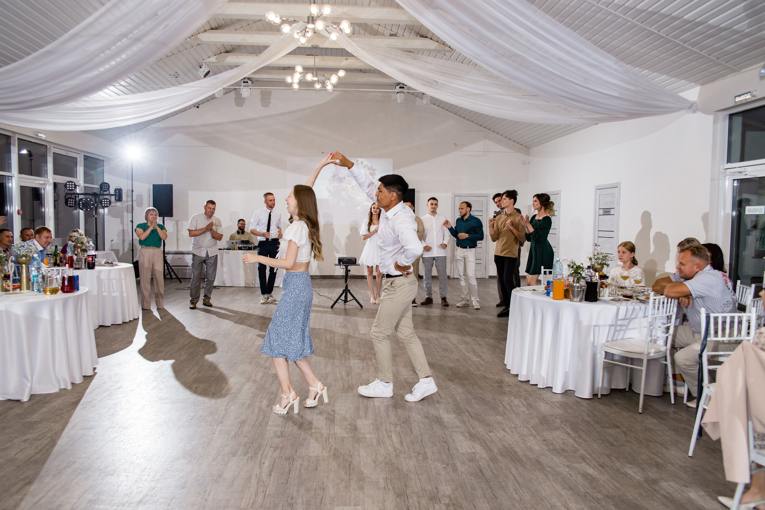 Ольга и Никита. Свадебный фотограф в Омске Яна Савина