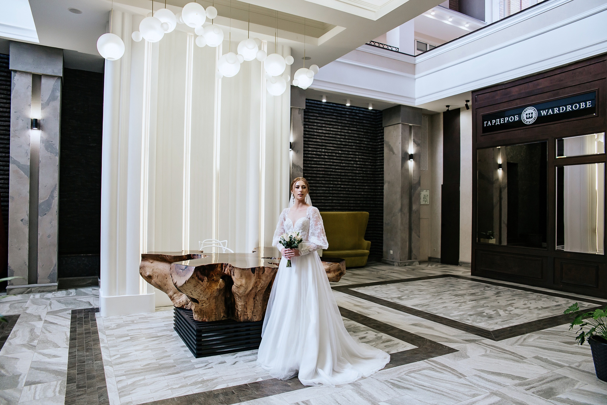 Валерия и Роиан. Свадебный фотограф в Омске Яна Савина