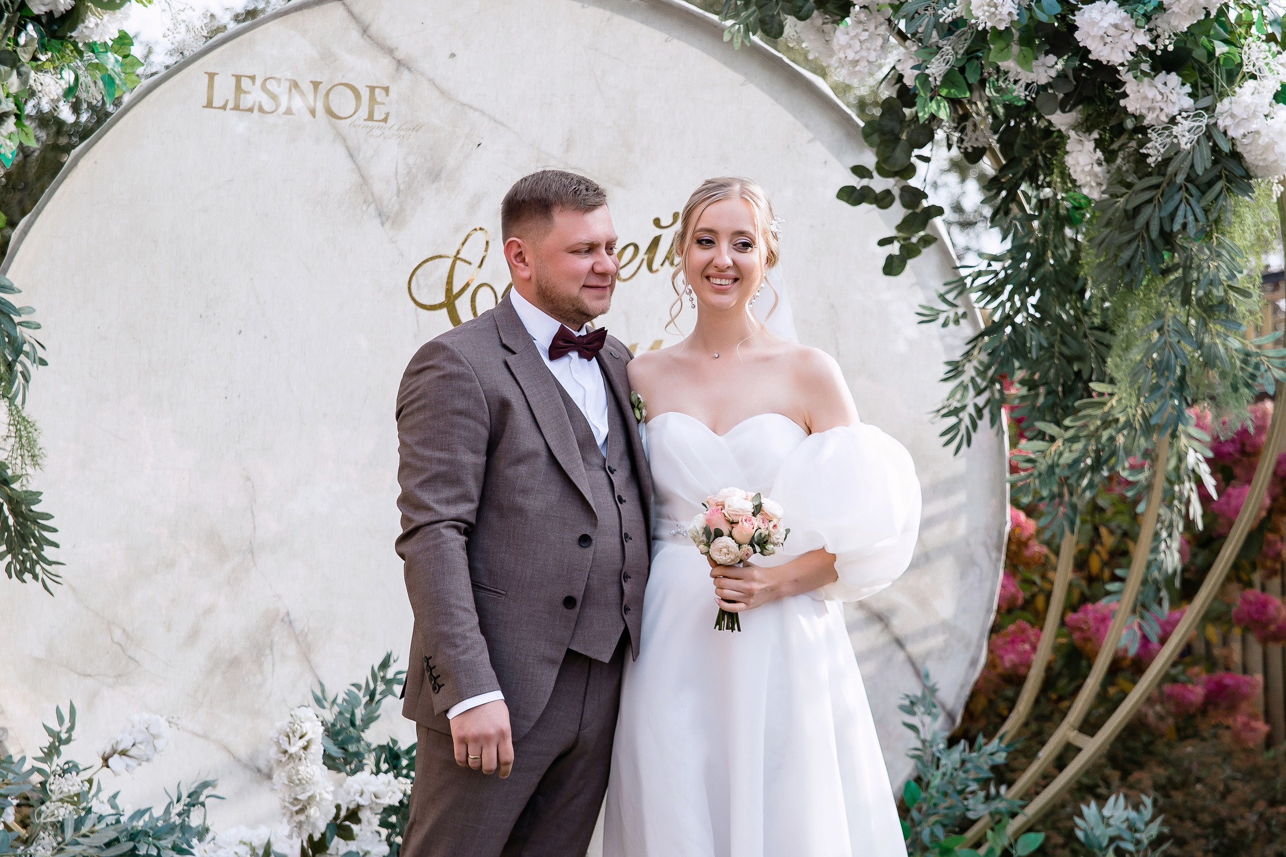 Ольга и Сергей. Свадебный фотограф в Омске Яна Савина