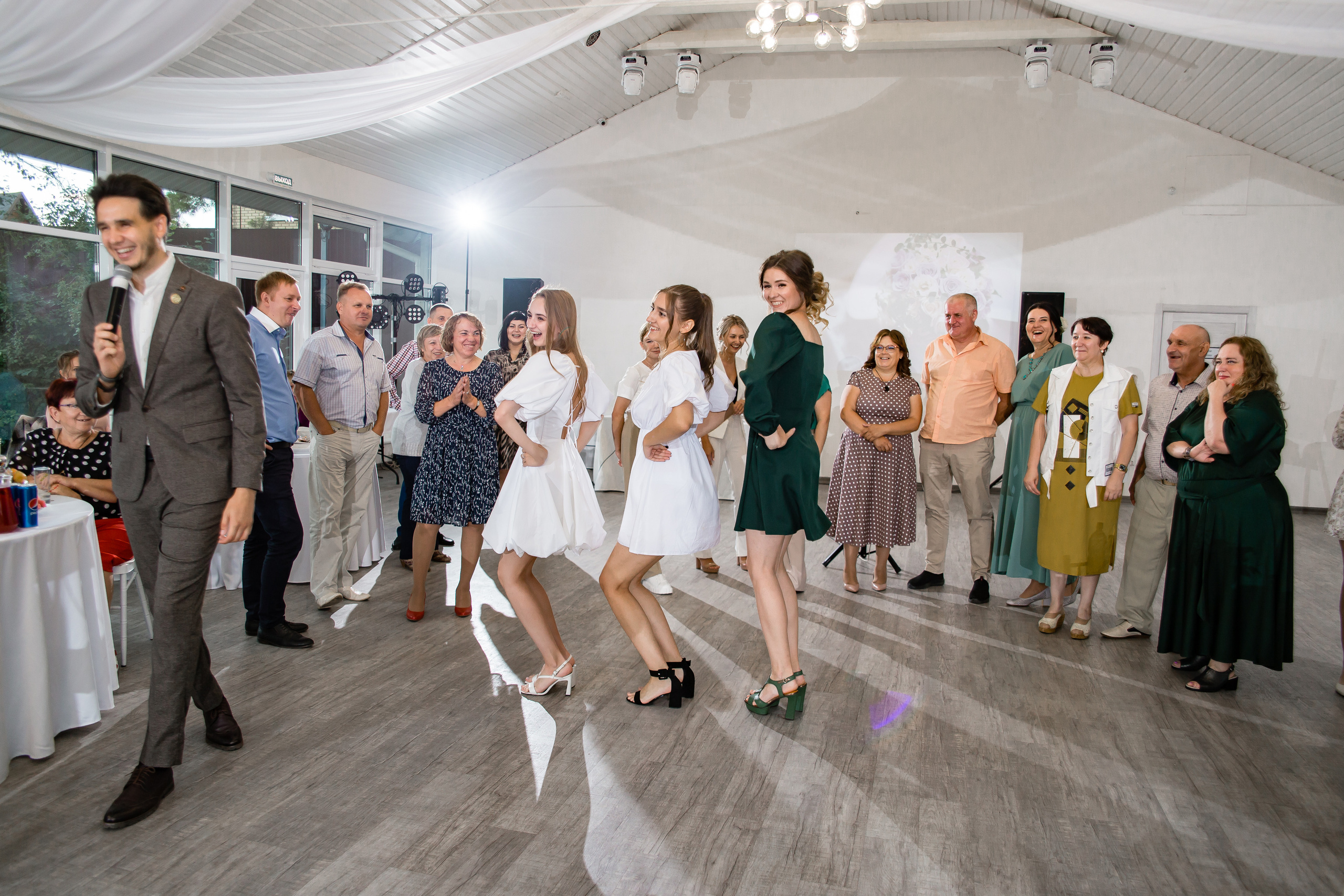 Ольга и Никита. Свадебный фотограф в Омске Яна Савина