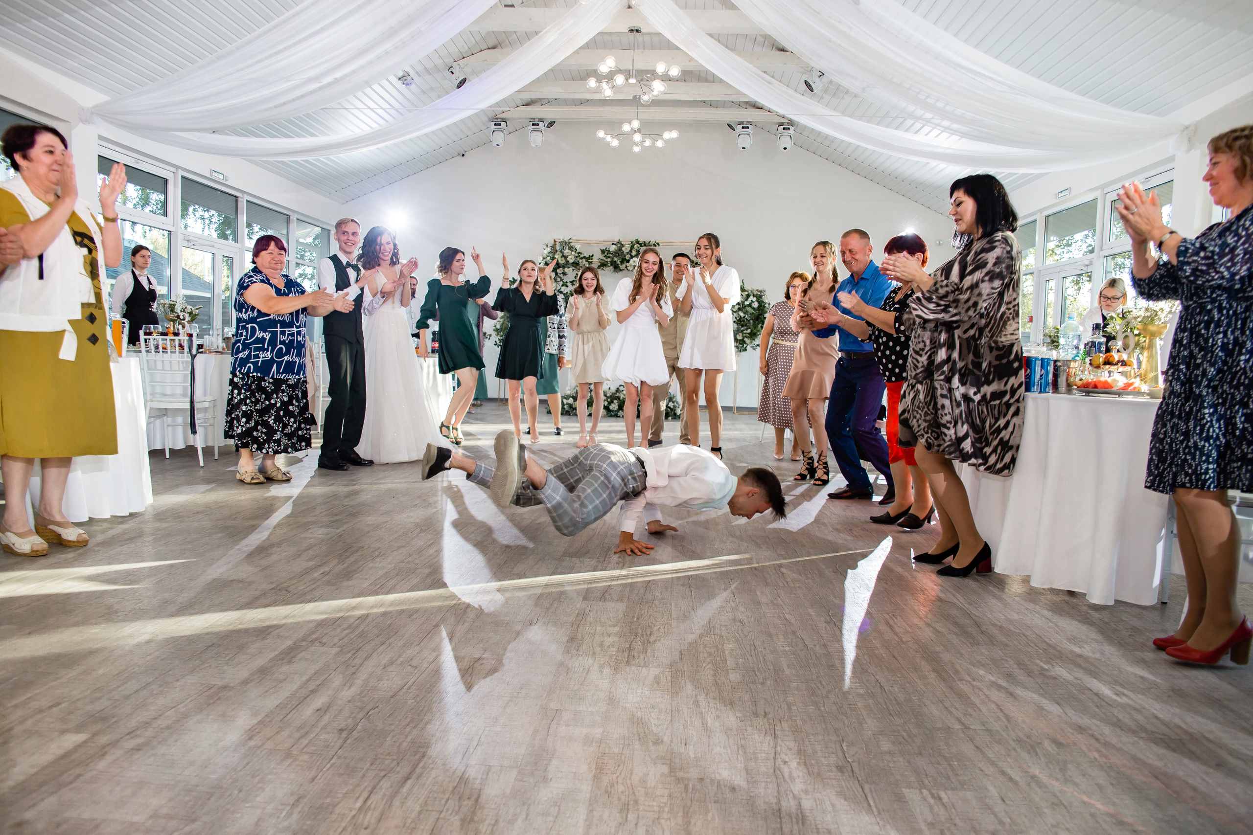 Ольга и Никита. Свадебный фотограф в Омске Яна Савина