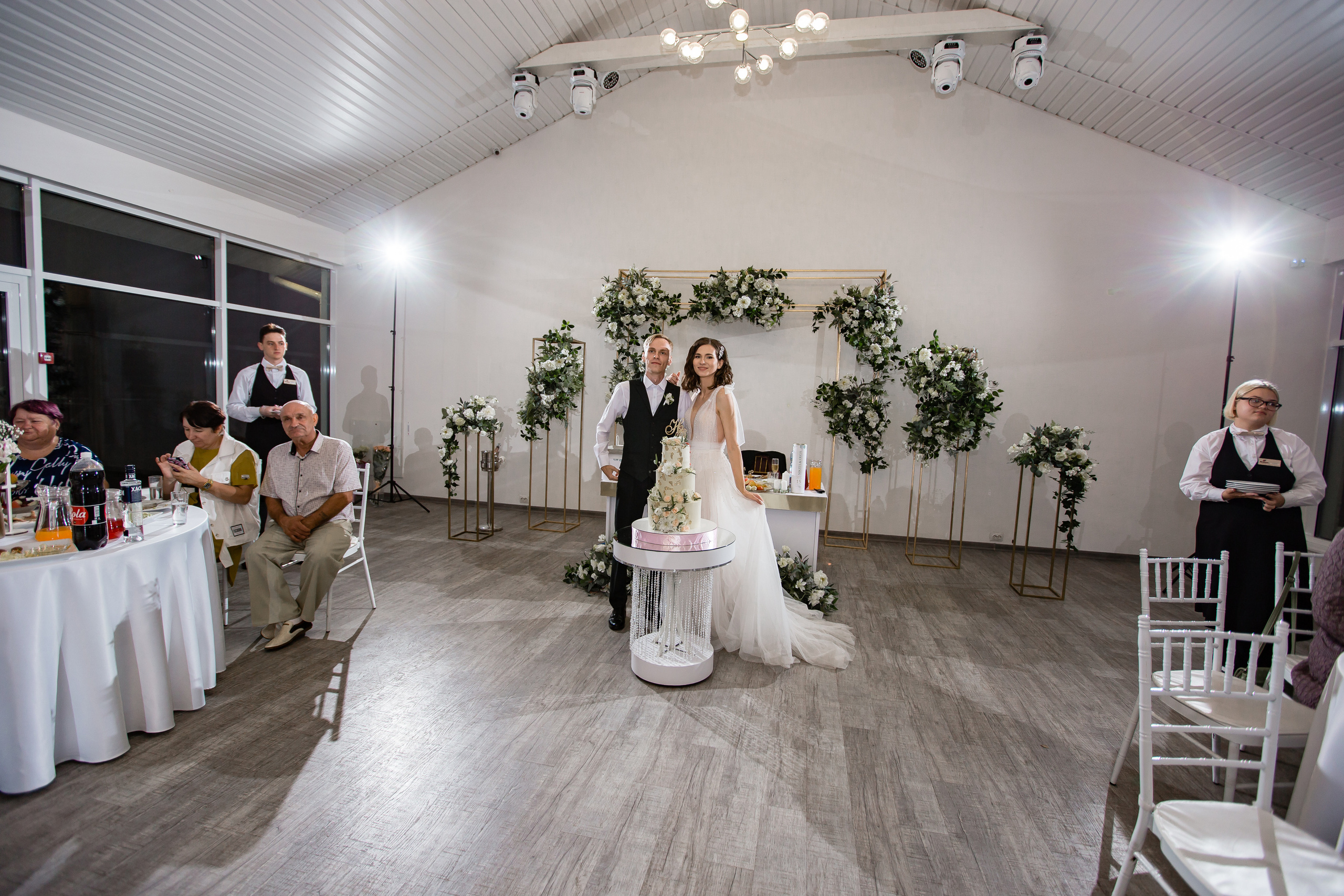 Ольга и Никита. Свадебный фотограф в Омске Яна Савина