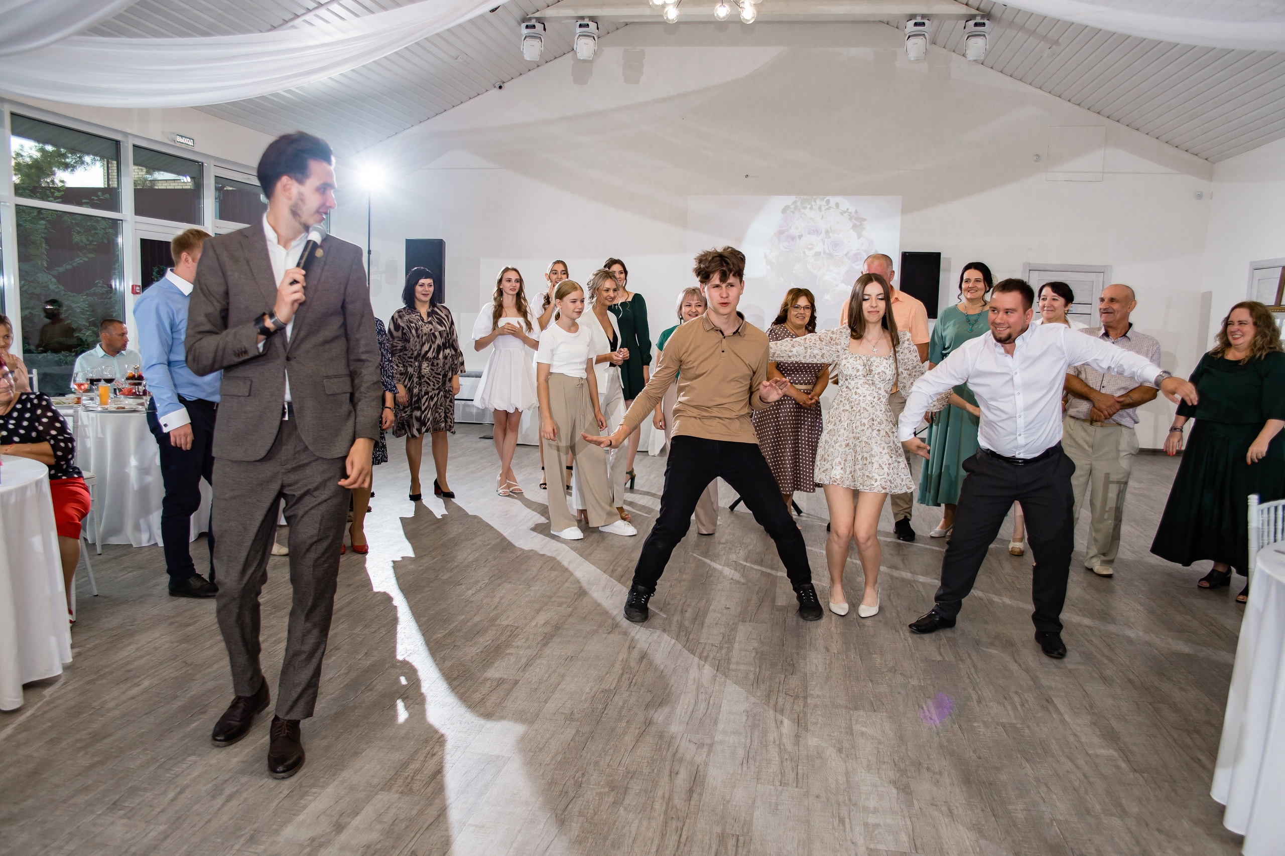 Ольга и Никита. Свадебный фотограф в Омске Яна Савина