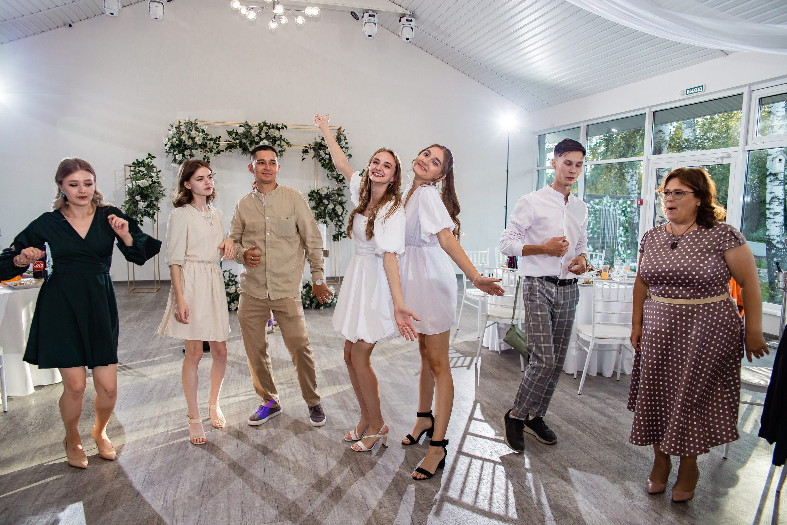 Ольга и Никита. Свадебный фотограф в Омске Яна Савина