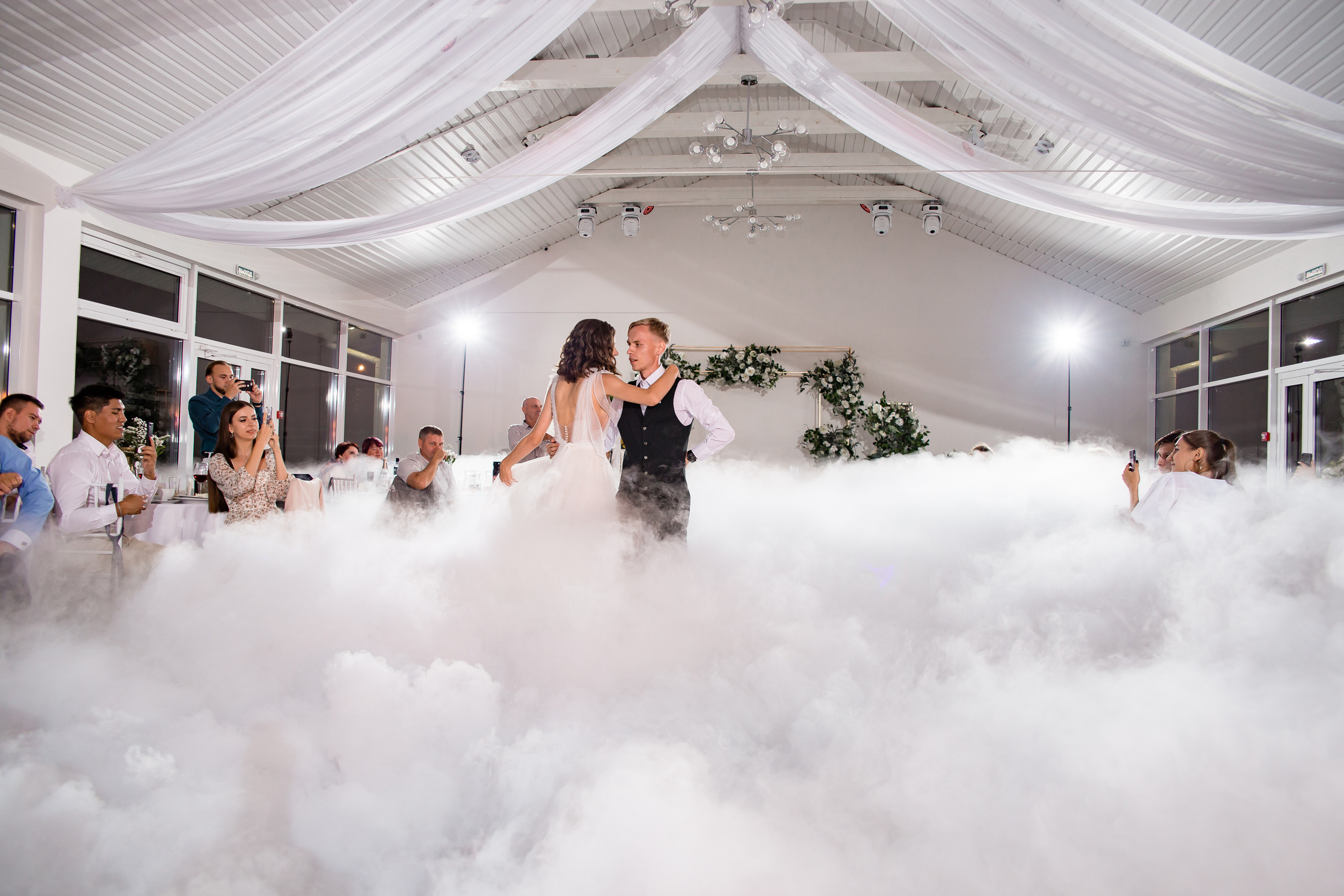 Ольга и Никита. Свадебный фотограф в Омске Яна Савина