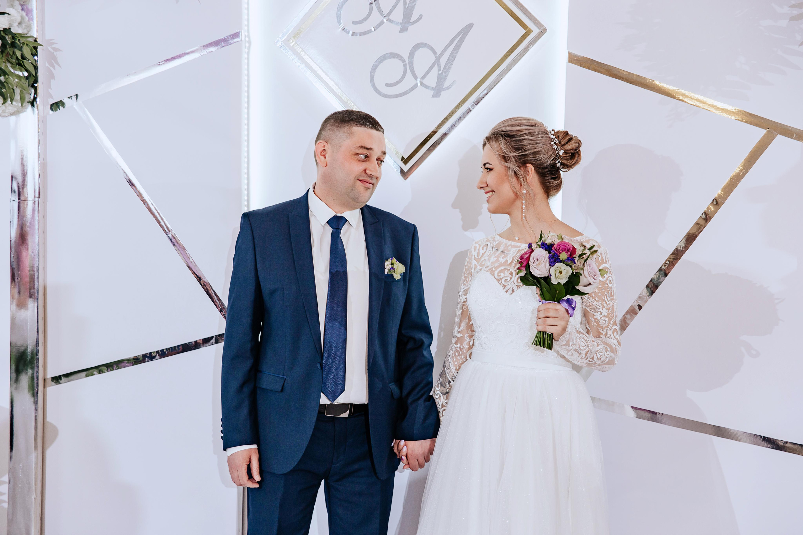 Алена и Артеми. Свадебный фотограф в Омске Яна Савина