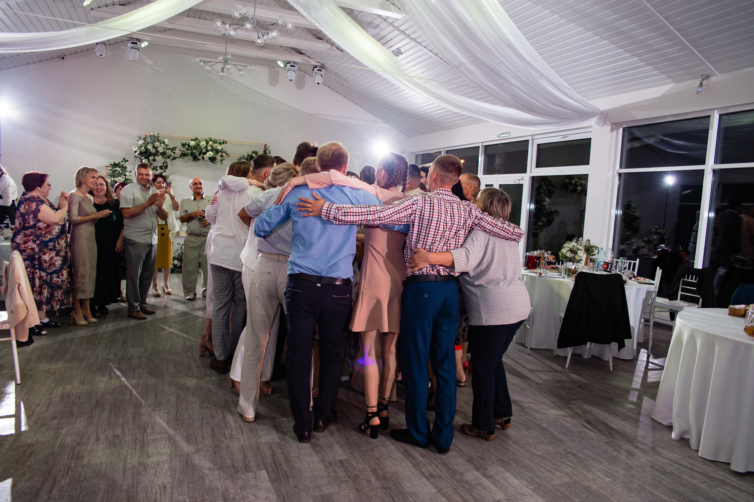 Ольга и Никита. Свадебный фотограф в Омске Яна Савина